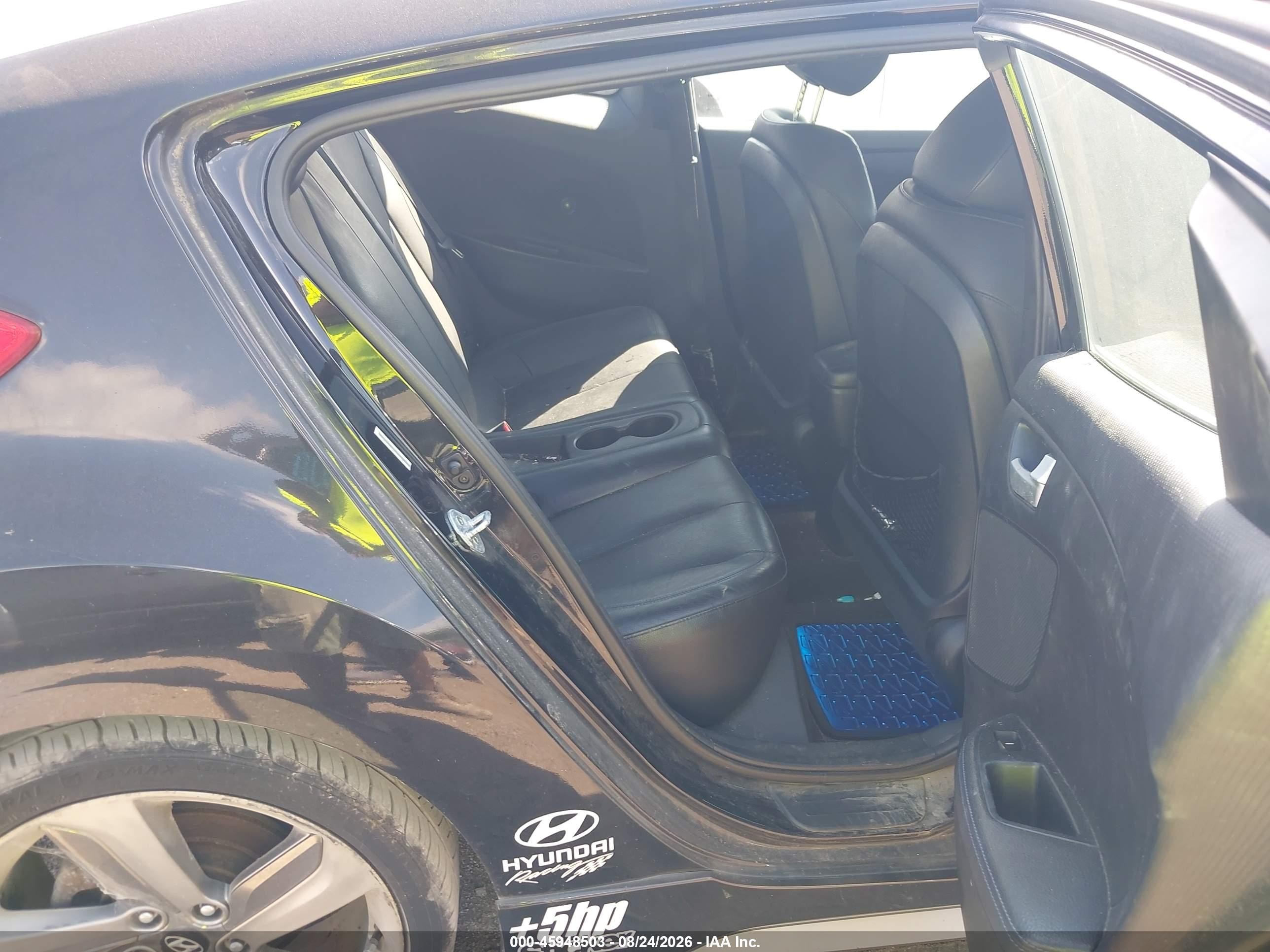 2014 Hyundai Veloster Turbo W/blue Black vin: KMHTC6AE1EU192641