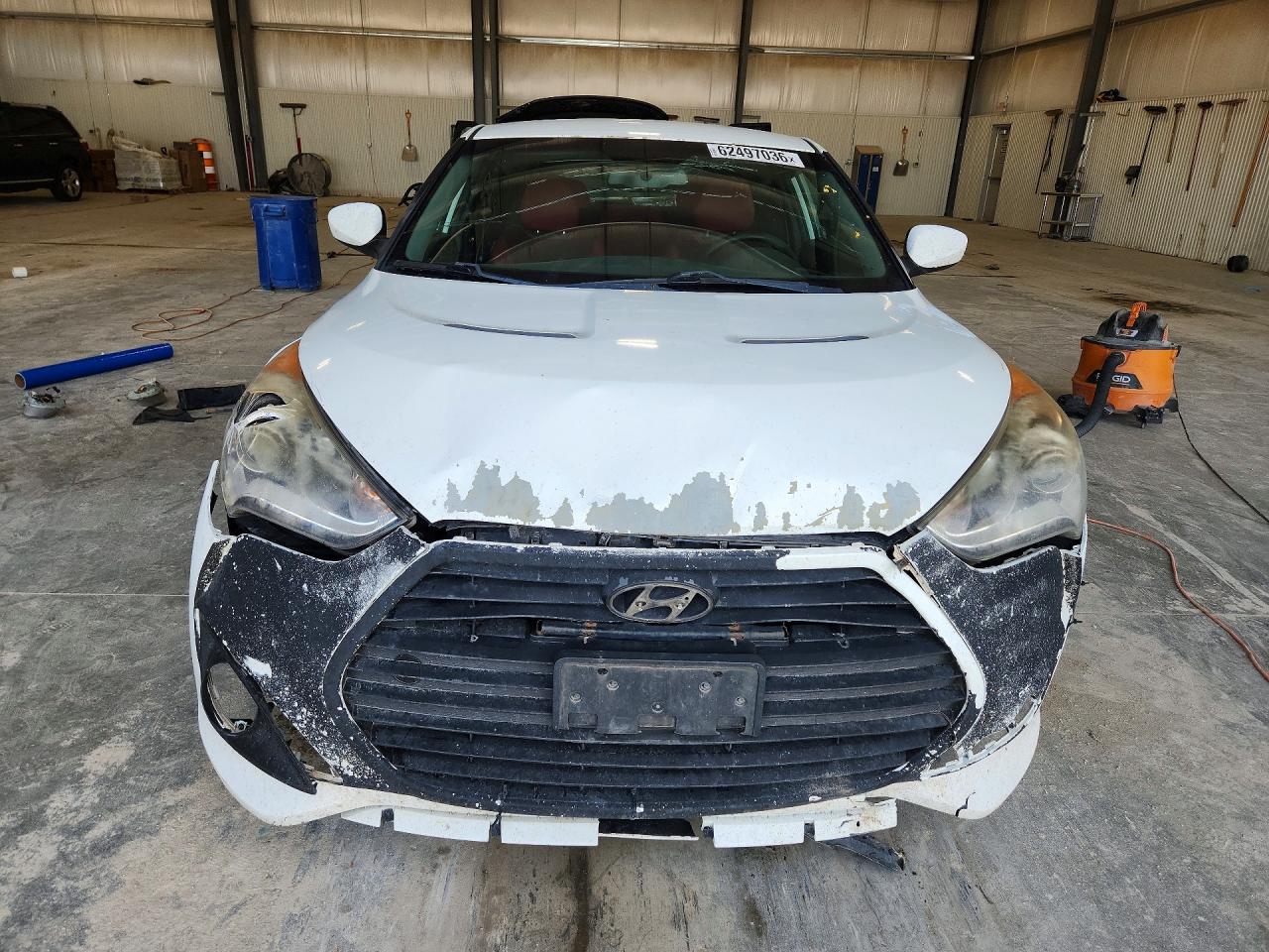 2014 Hyundai Veloster Turbo R-spec White vin: KMHTC6AE1EU209079