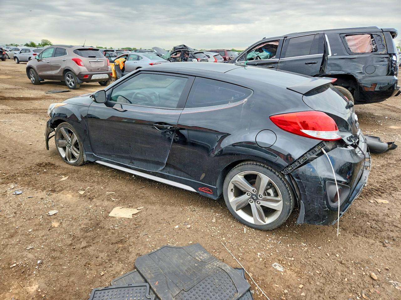 2015 Hyundai Veloster Turbo Black vin: KMHTC6AE1FU237515