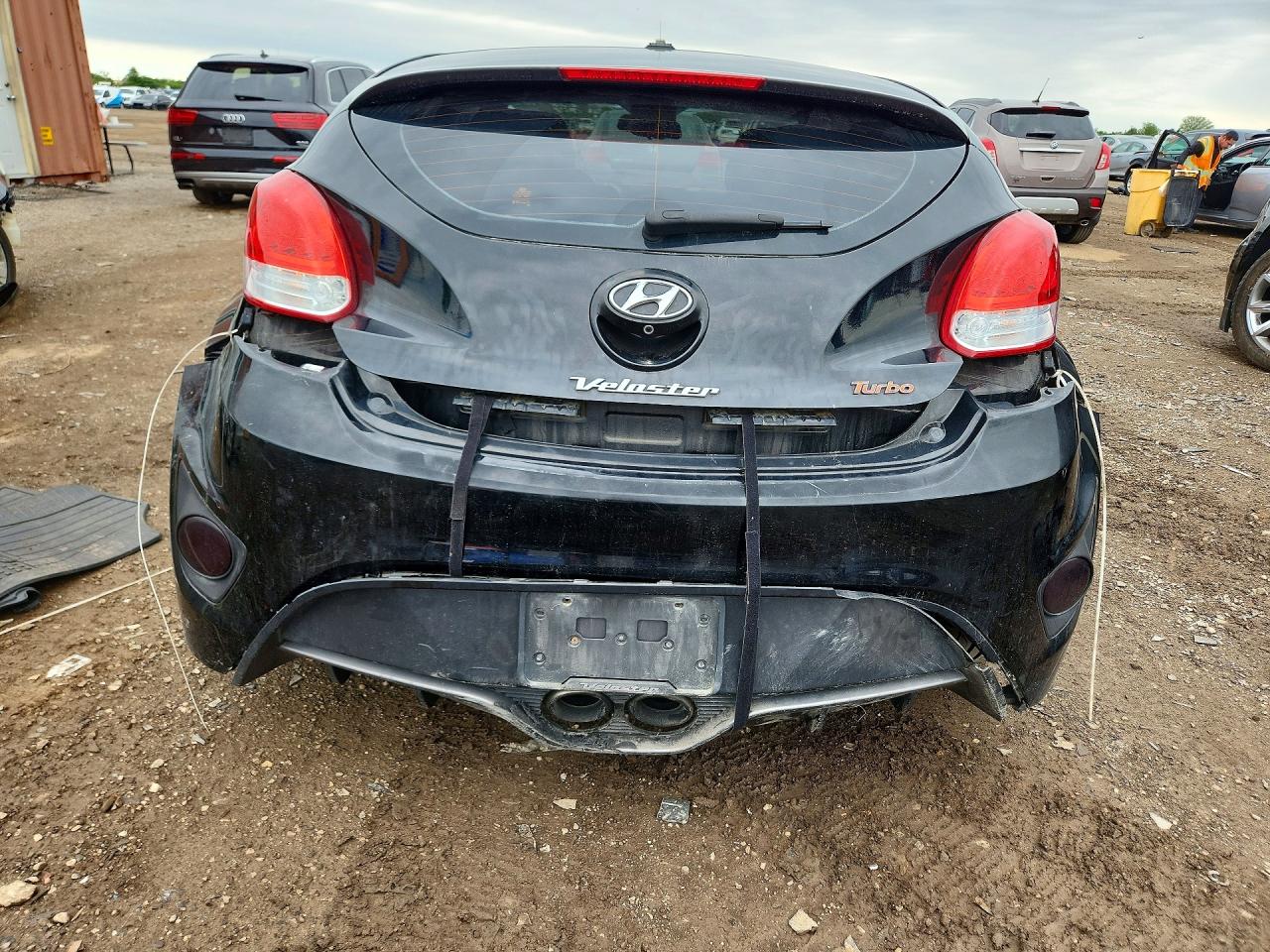 2015 Hyundai Veloster Turbo Black vin: KMHTC6AE1FU237515
