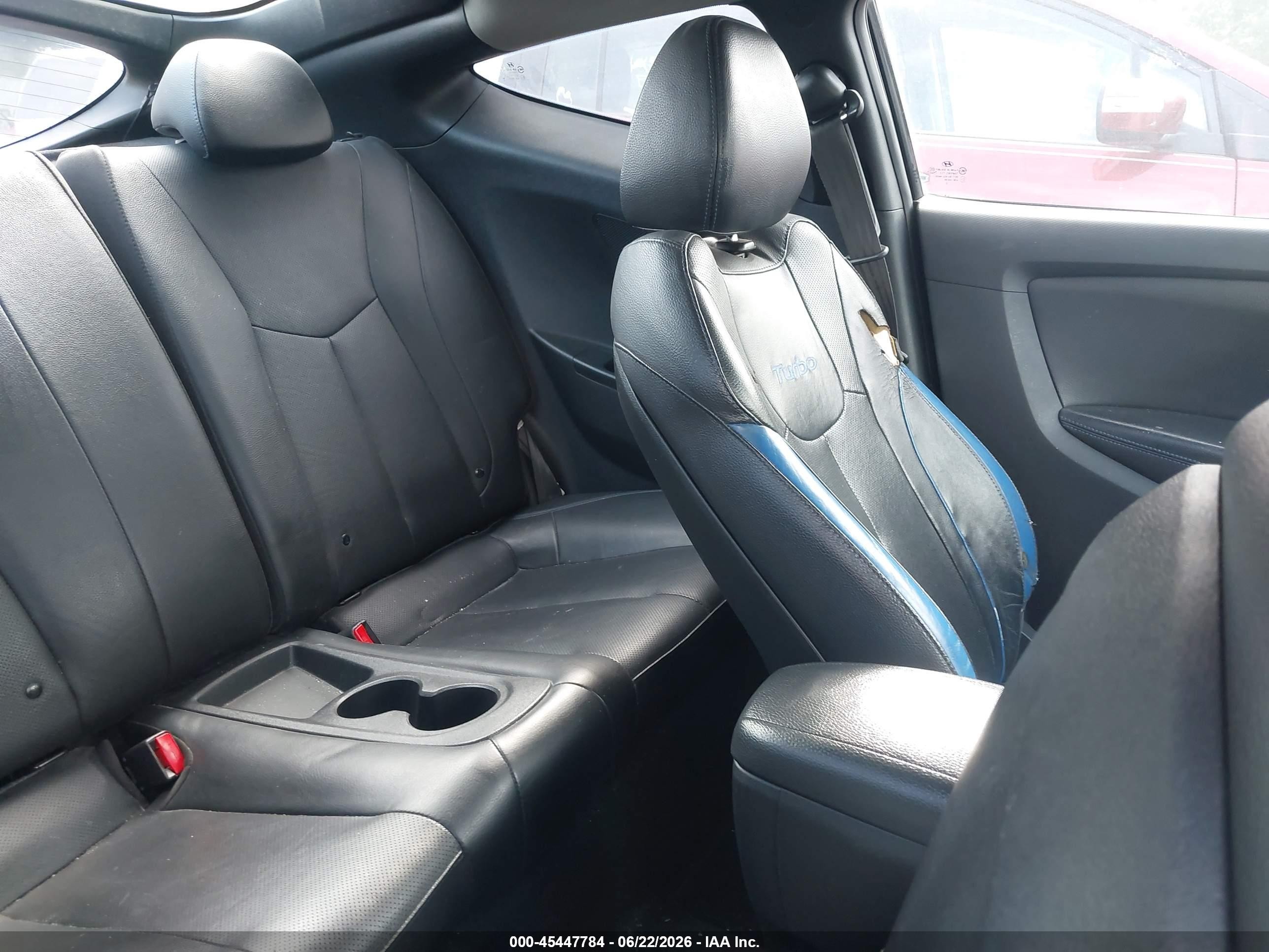 2013 Hyundai Veloster Turbo W/blue Black vin: KMHTC6AE2DU118434