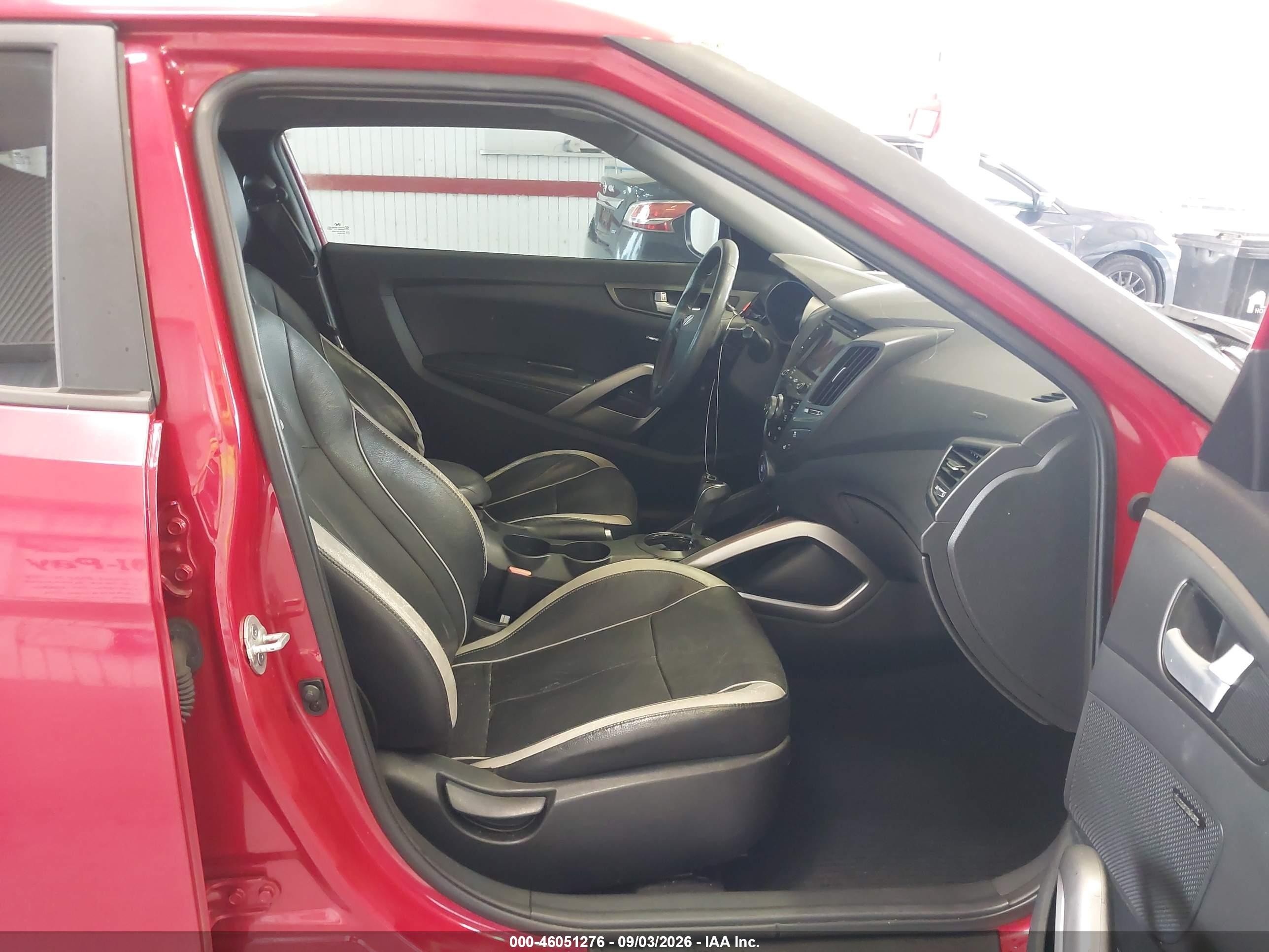 2013 Hyundai Veloster Turbo W/black Red vin: KMHTC6AE2DU133032