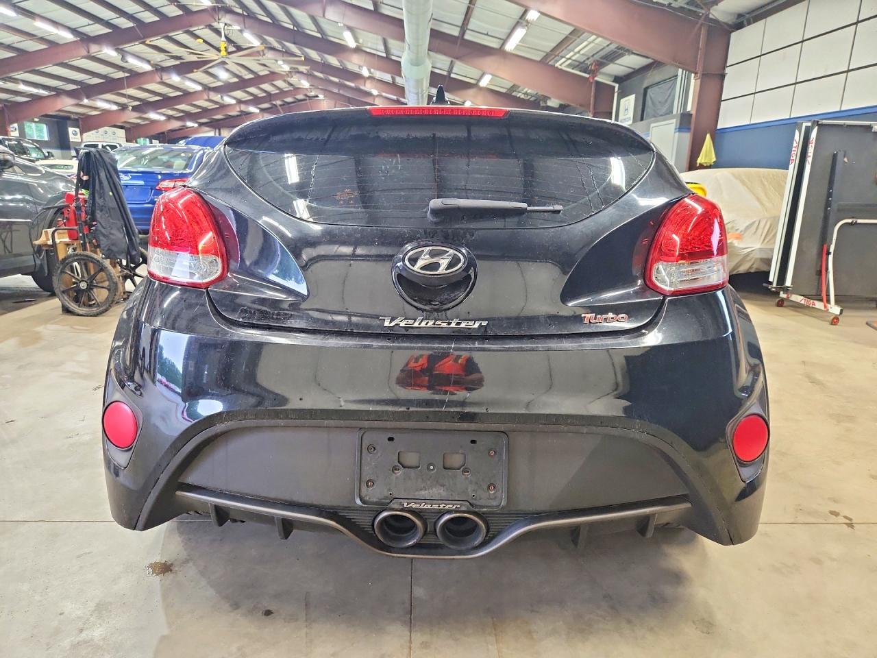 2013 Hyundai Veloster Turbo Black vin: KMHTC6AE2DU155726