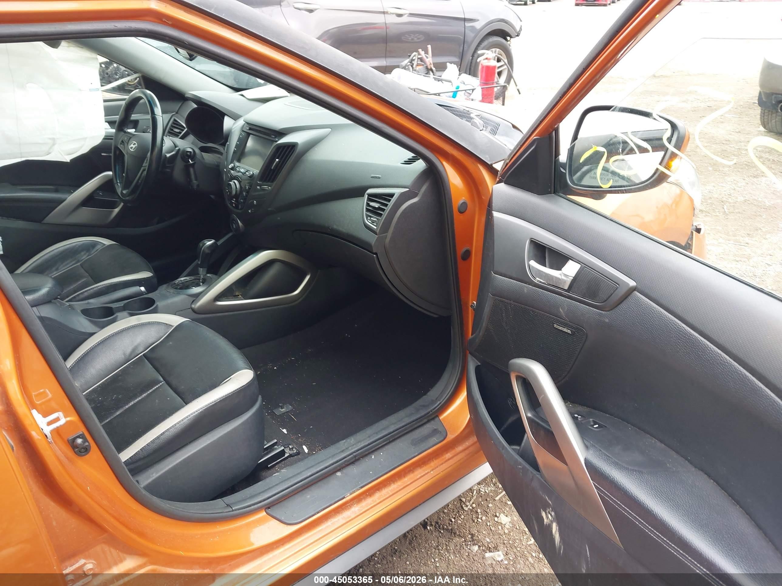 2014 Hyundai Veloster Turbo W/black Orange vin: KMHTC6AE2EU197041
