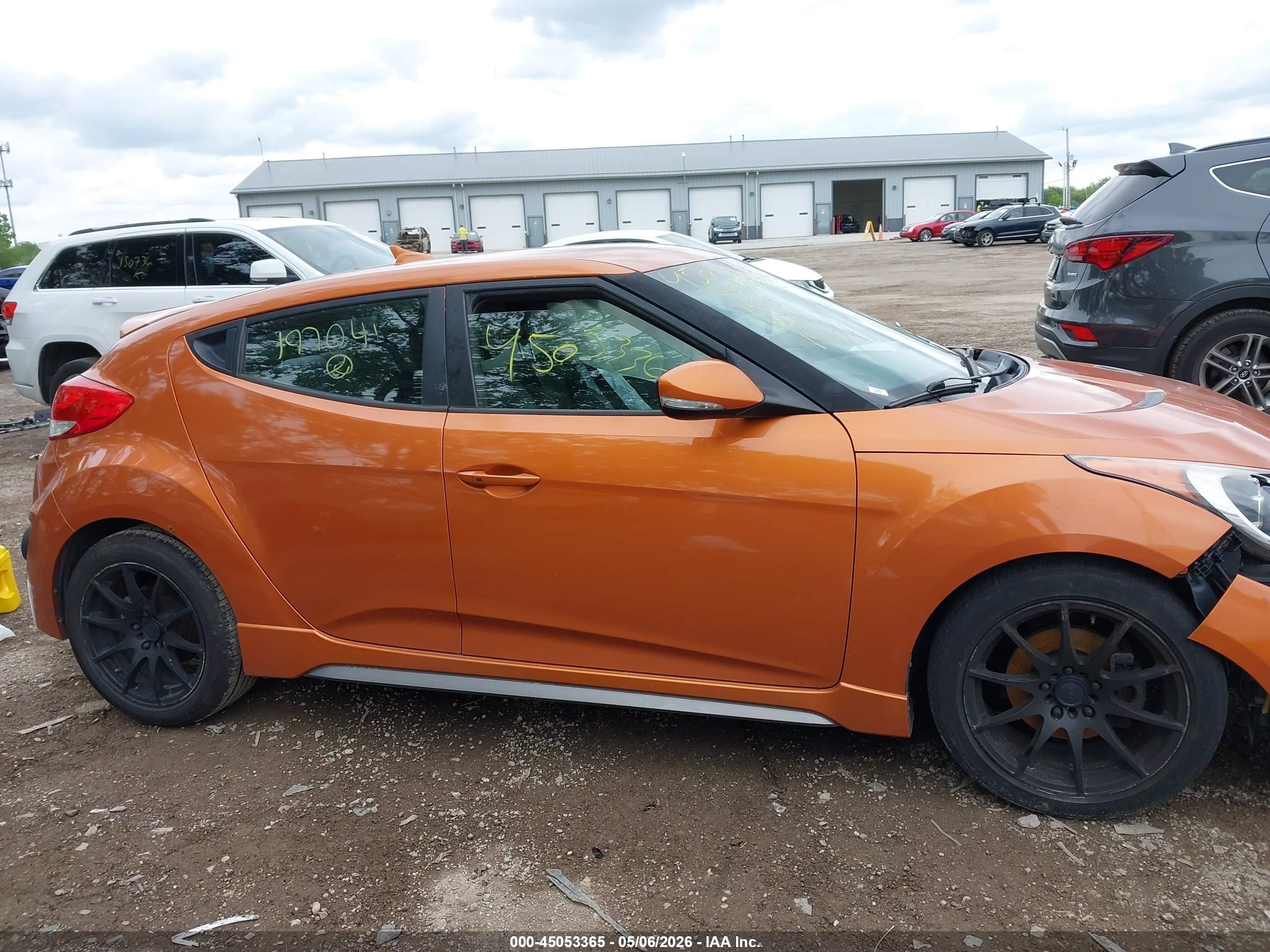 2014 Hyundai Veloster Turbo W/black Orange vin: KMHTC6AE2EU197041