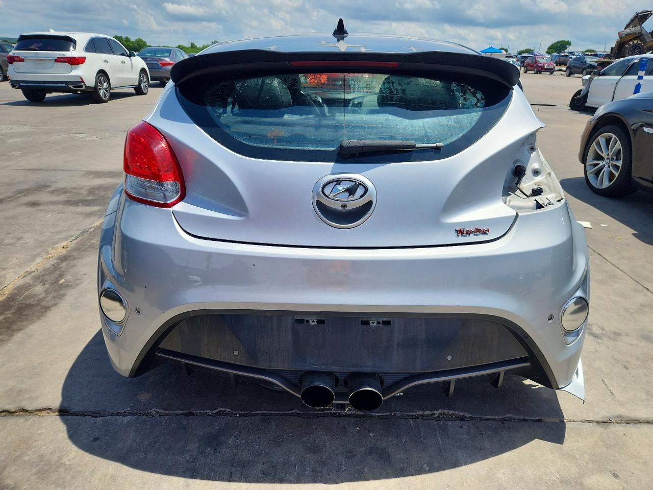 2015 Hyundai Veloster Turbo Silver vin: KMHTC6AE2FU231223