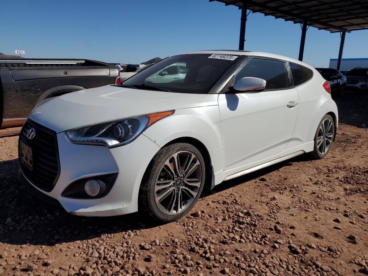 2016 Hyundai Veloster Turbo White vin: KMHTC6AE2GU285641