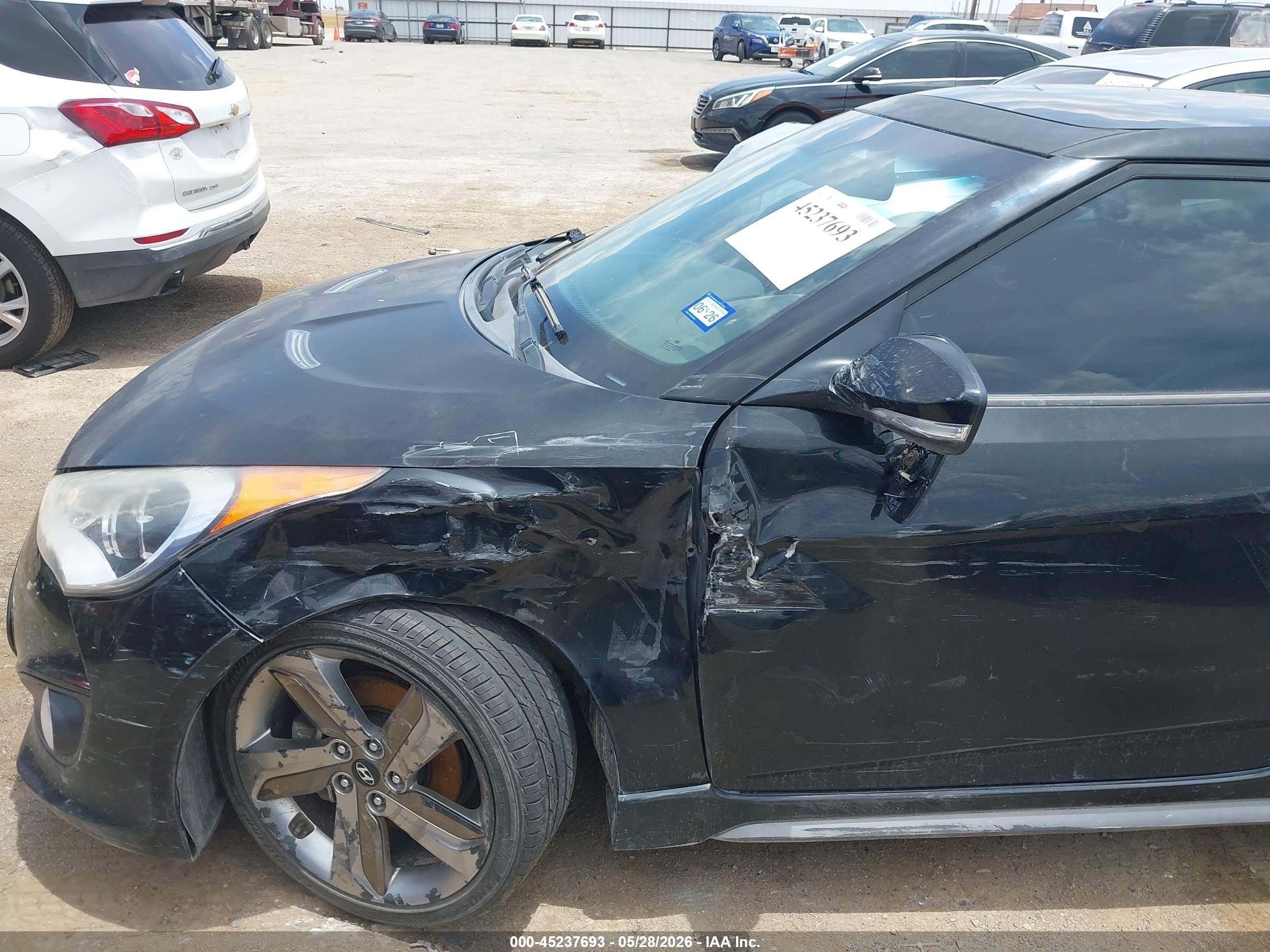 2014 Hyundai Veloster Turbo W/blue Black vin: KMHTC6AE3EU210315