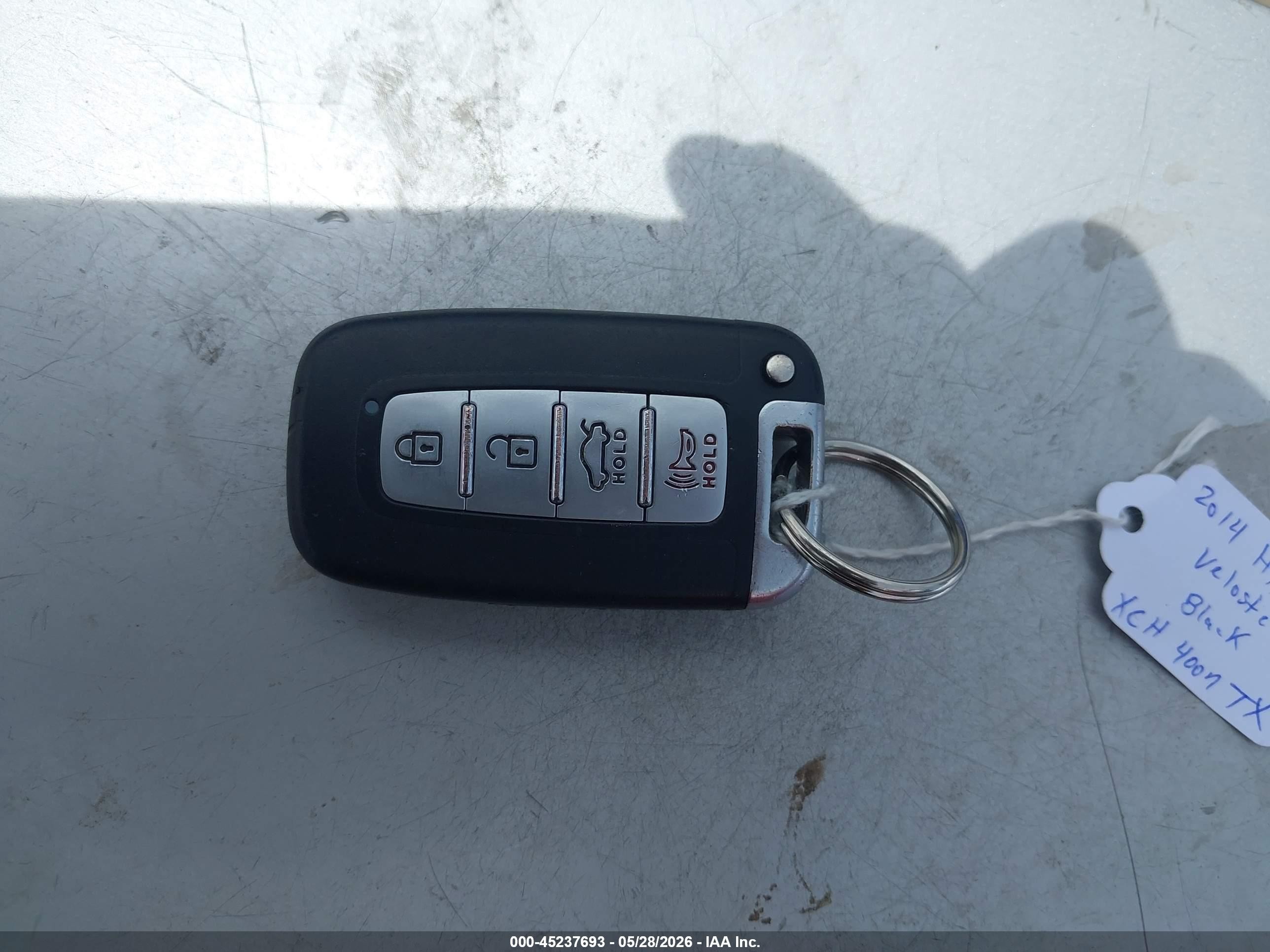 2014 Hyundai Veloster Turbo W/blue Black vin: KMHTC6AE3EU210315