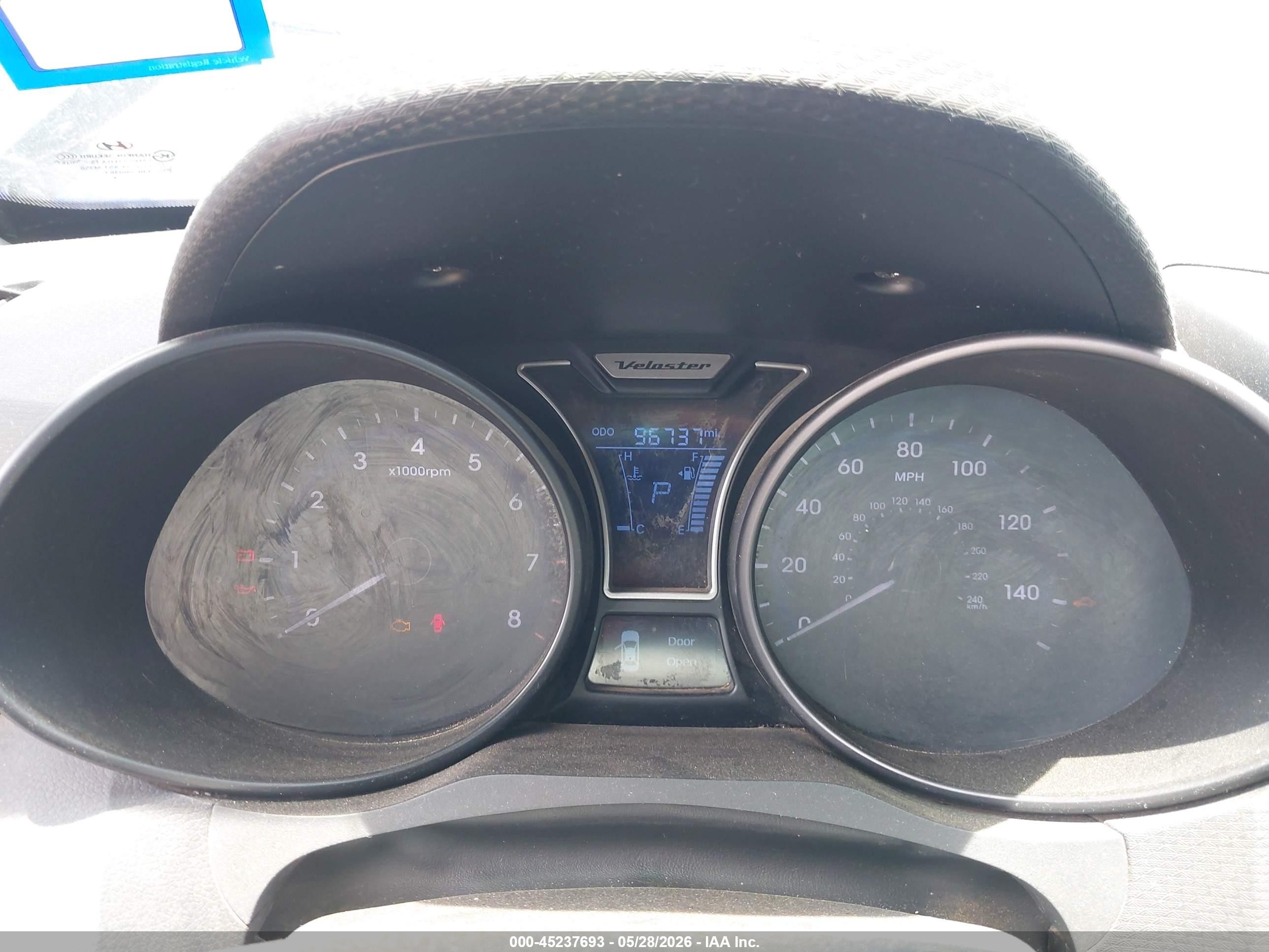 2014 Hyundai Veloster Turbo W/blue Black vin: KMHTC6AE3EU210315
