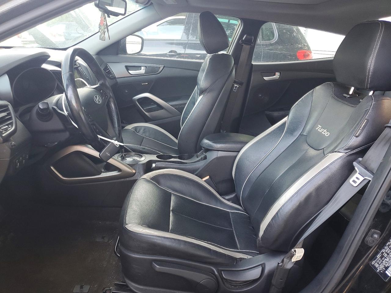 2015 Hyundai Veloster Turbo Black vin: KMHTC6AE3FU229805
