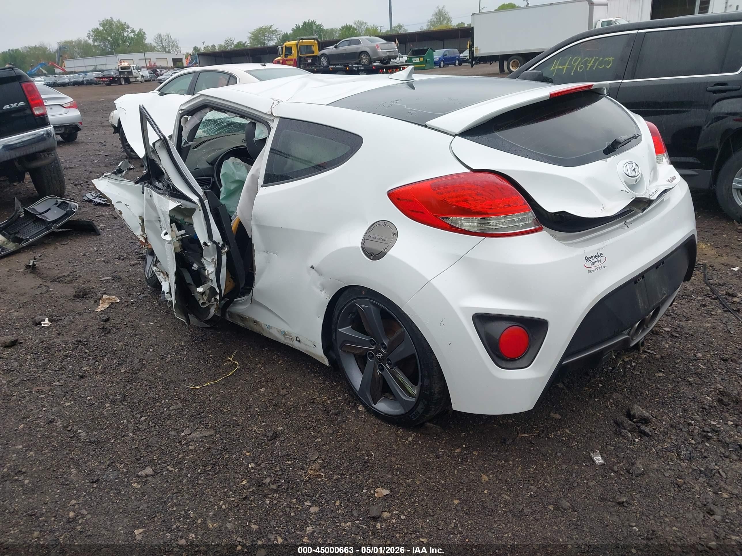2015 Hyundai Veloster Turbo White vin: KMHTC6AE3FU235247