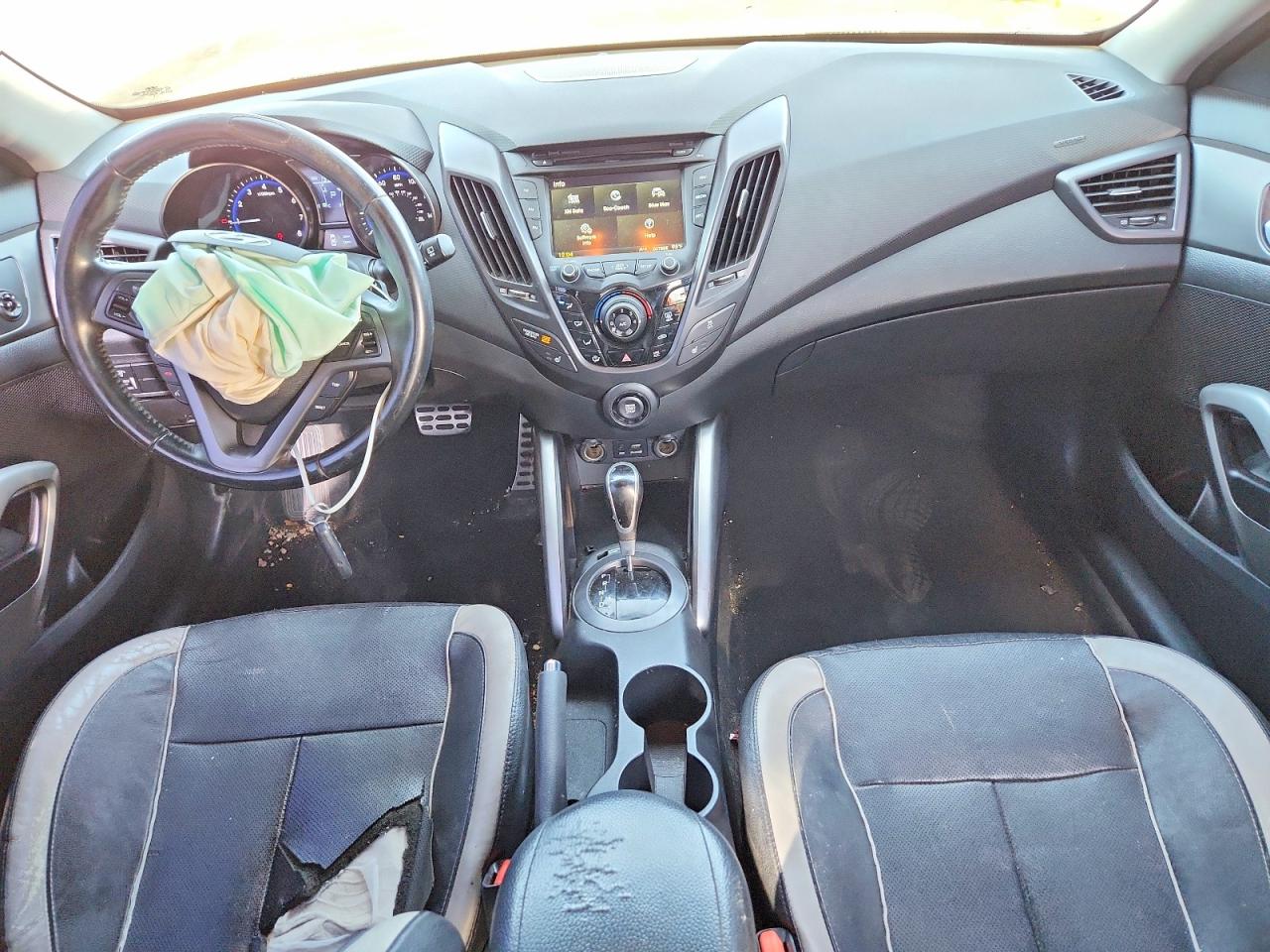 2015 Hyundai Veloster Turbo Black vin: KMHTC6AE3FU243509