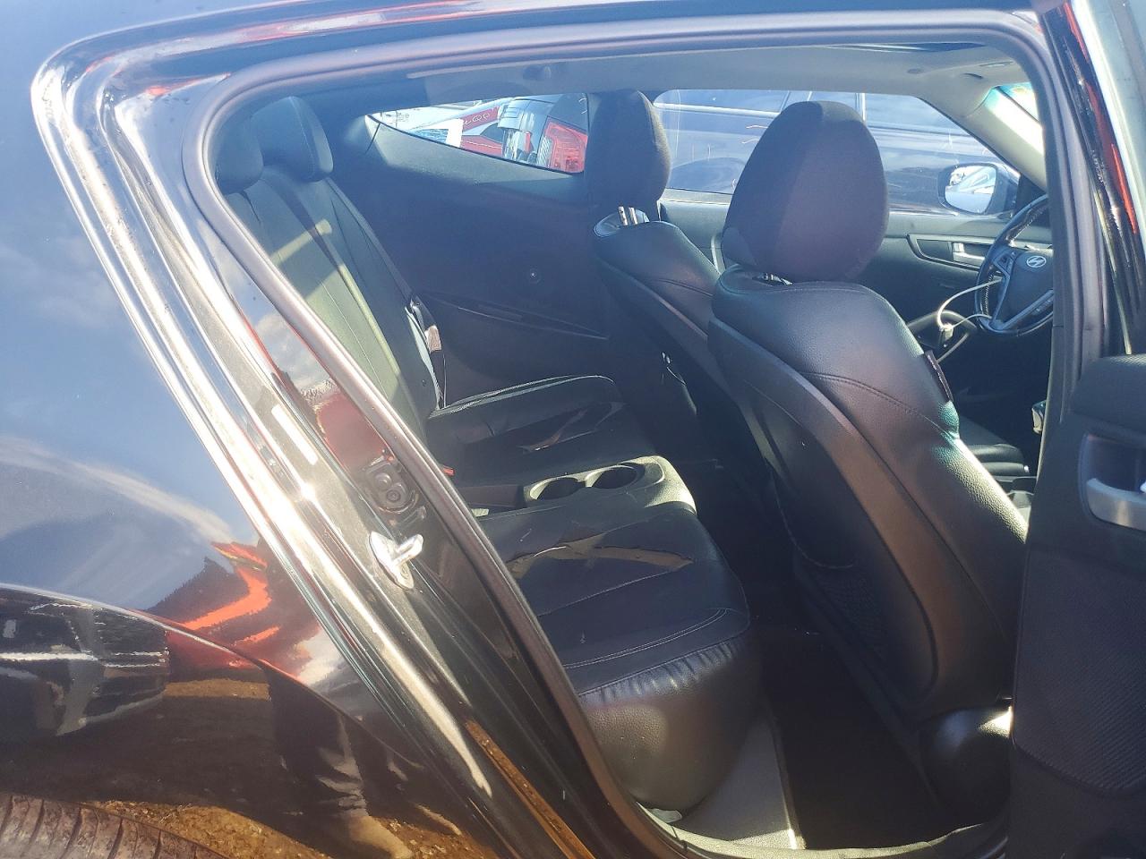 2015 Hyundai Veloster Turbo Черный vin: KMHTC6AE3FU249259