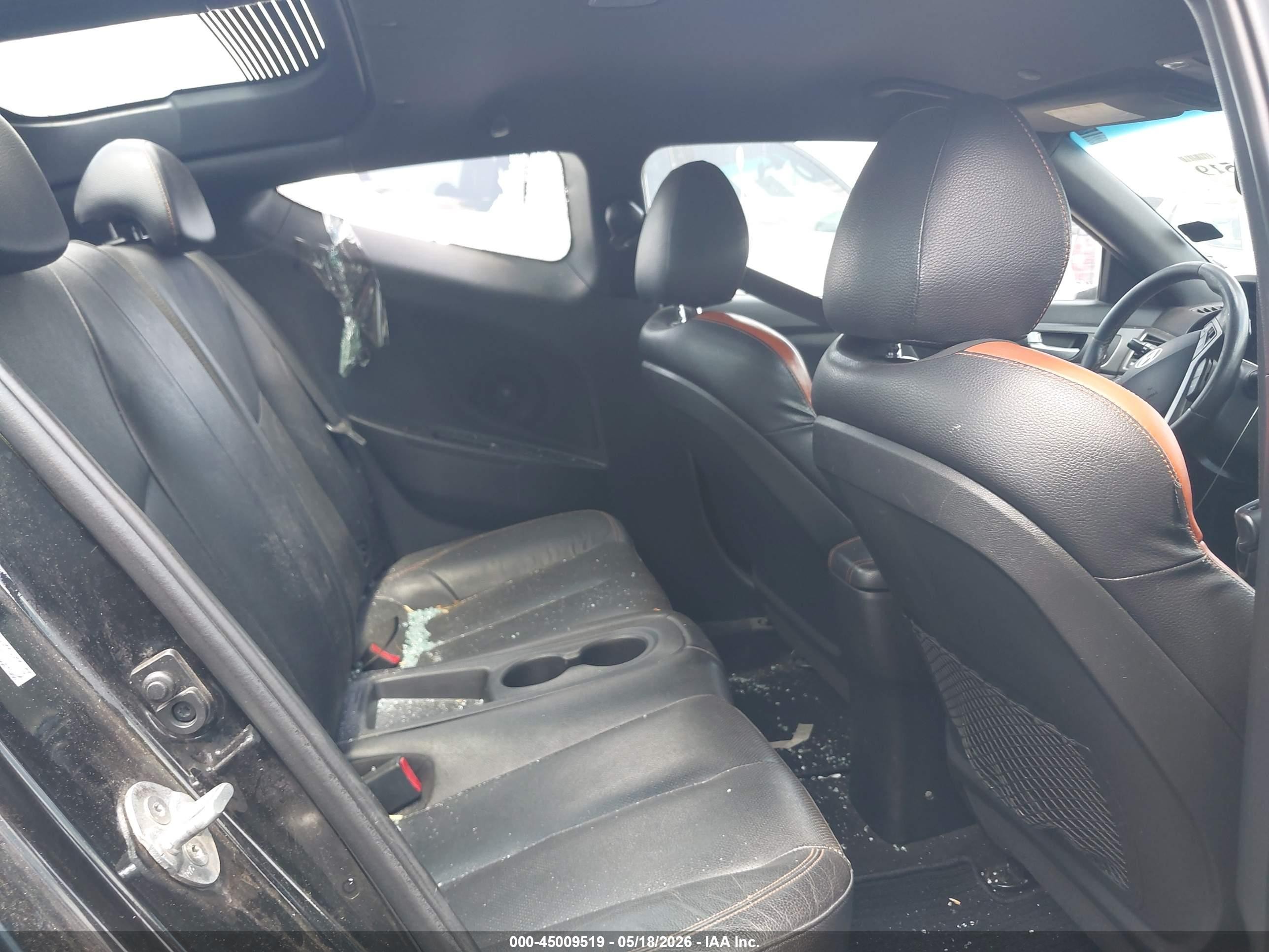 2016 Hyundai Veloster Turbo Black vin: KMHTC6AE3GU293182