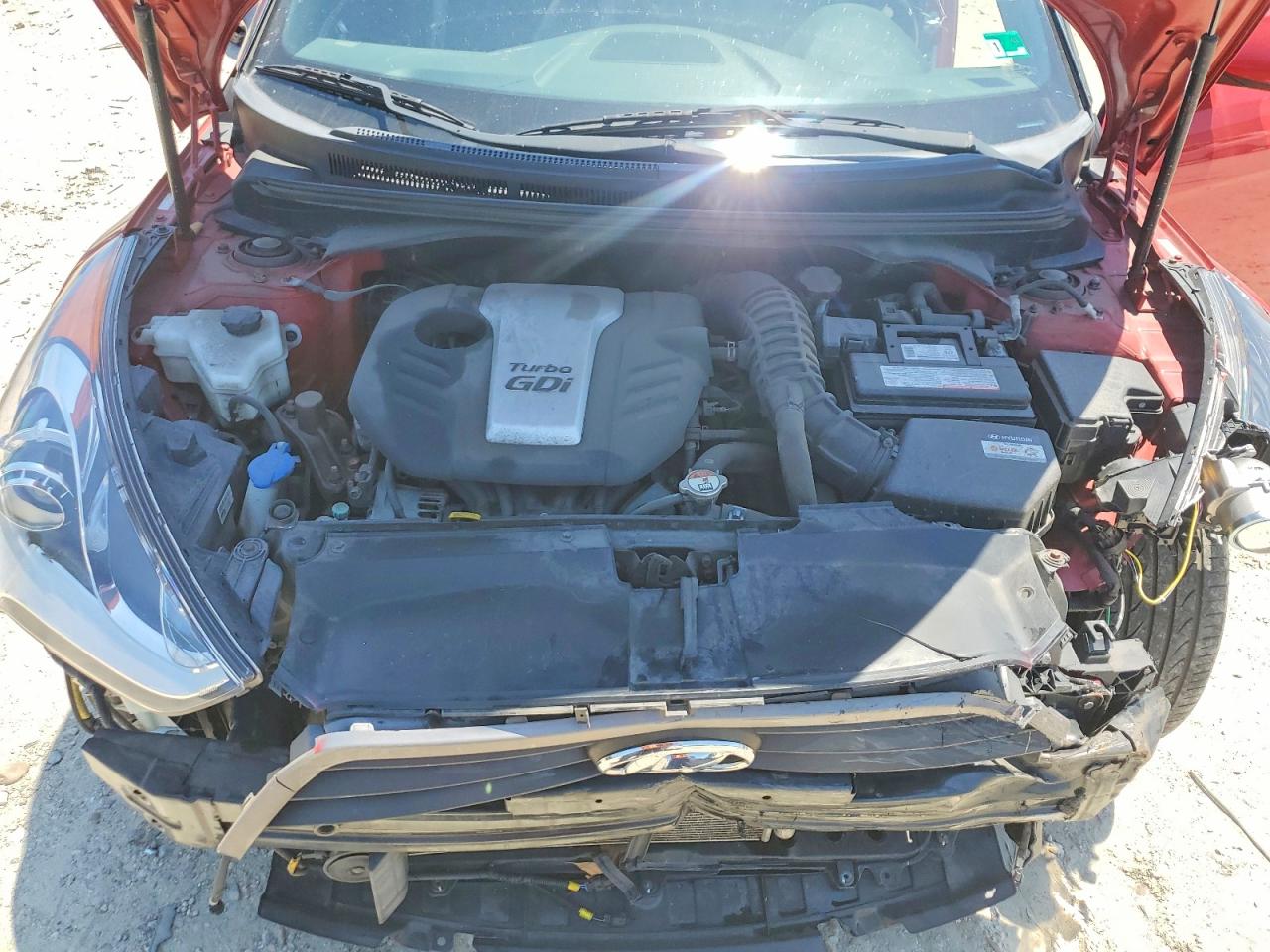 2016 Hyundai Veloster Turbo Red vin: KMHTC6AE3GU303712