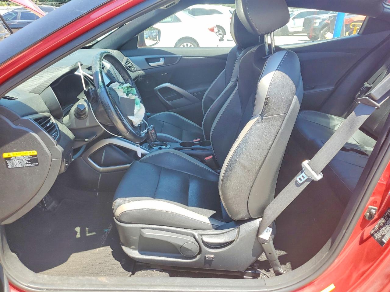 2016 Hyundai Veloster Turbo Red vin: KMHTC6AE3GU303712