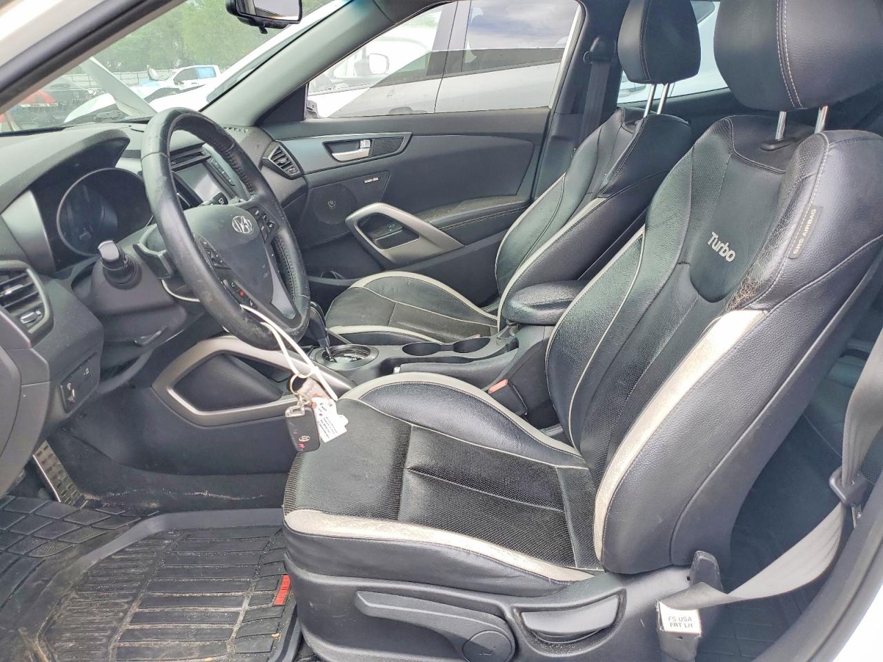 2013 Hyundai Veloster Turbo Белый vin: KMHTC6AE4DU144064