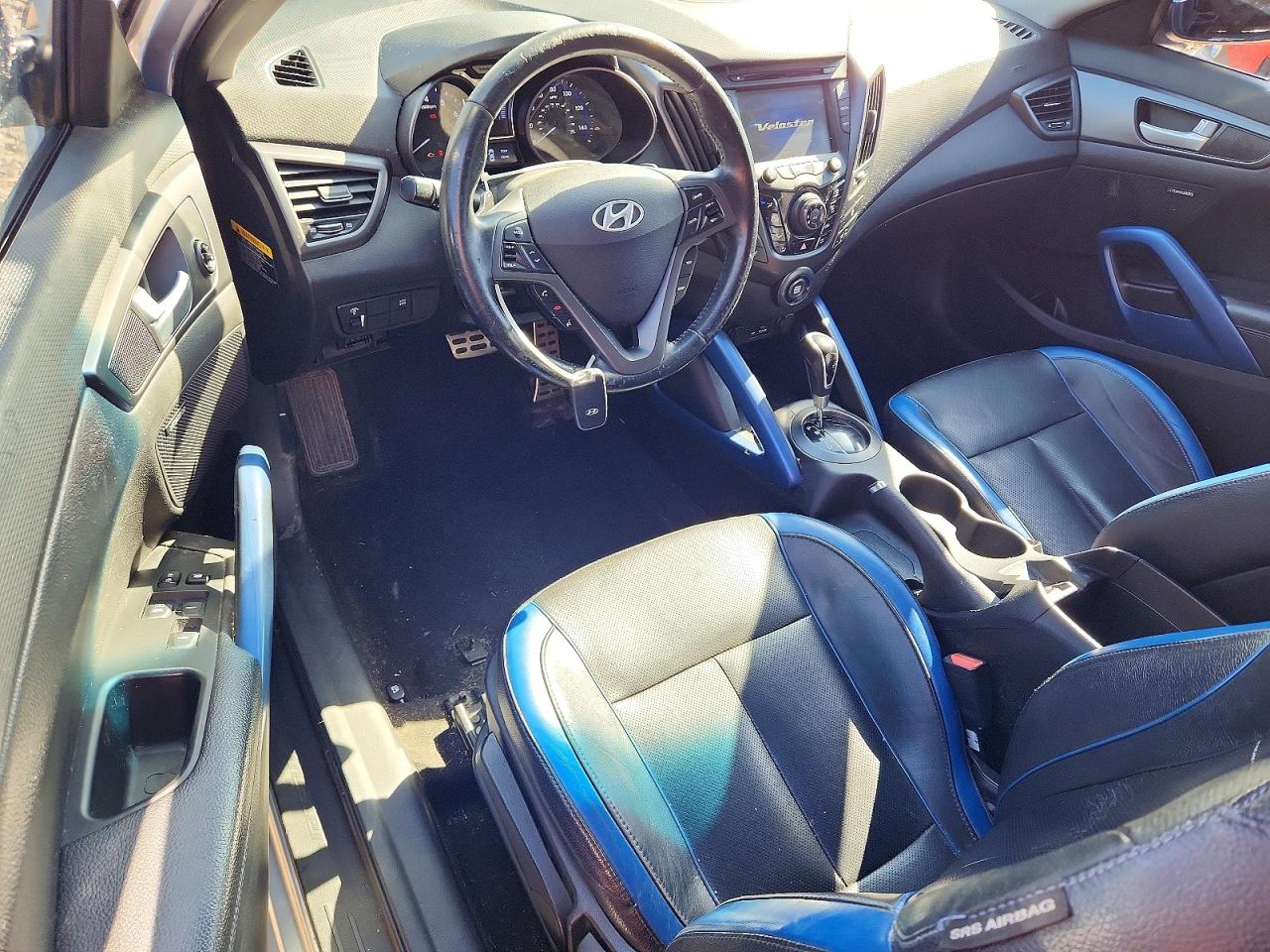 2013 Hyundai Veloster Turbo Silver vin: KMHTC6AE4DU144503
