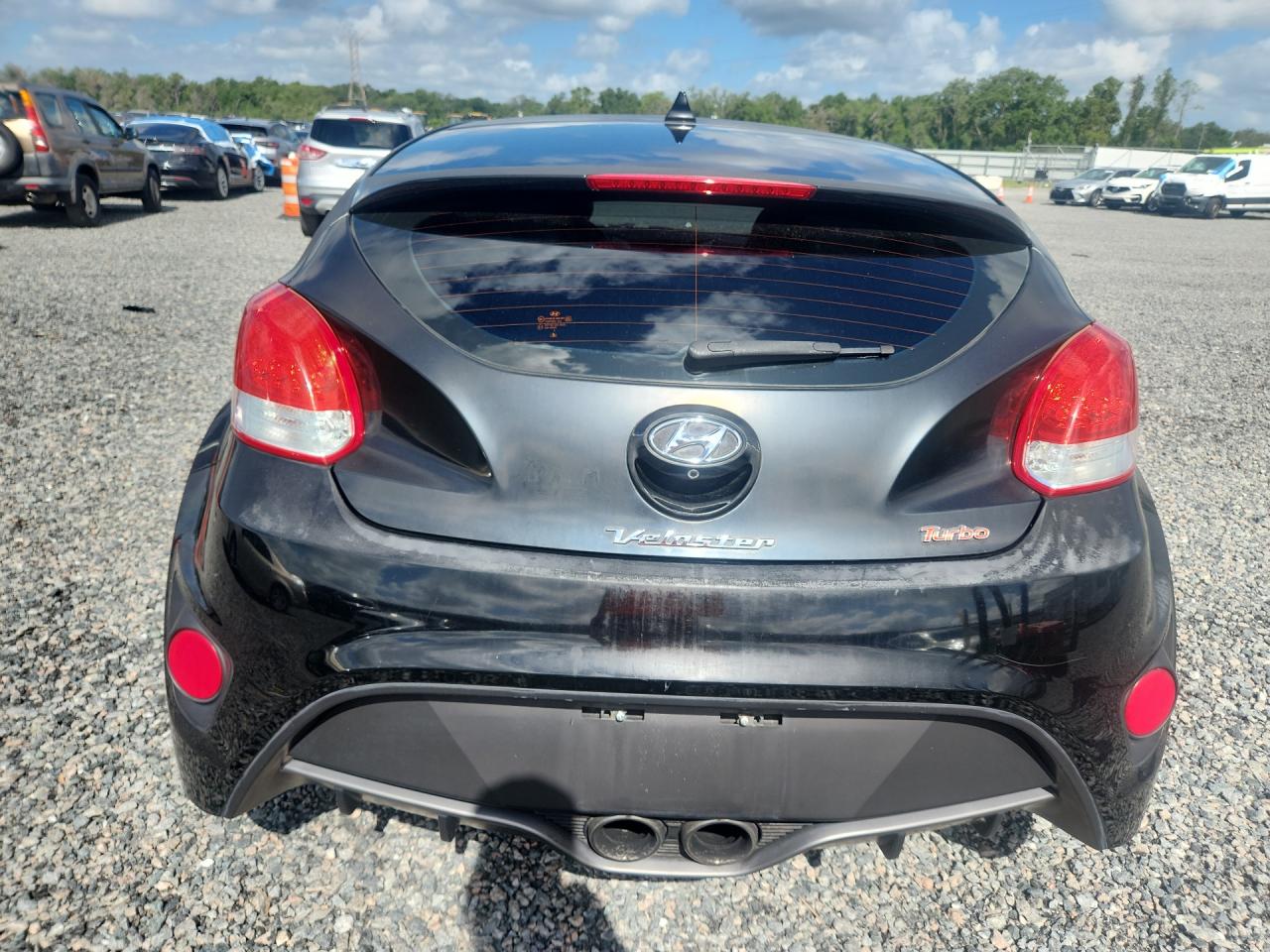 2015 Hyundai Veloster Turbo Black vin: KMHTC6AE4FU231787
