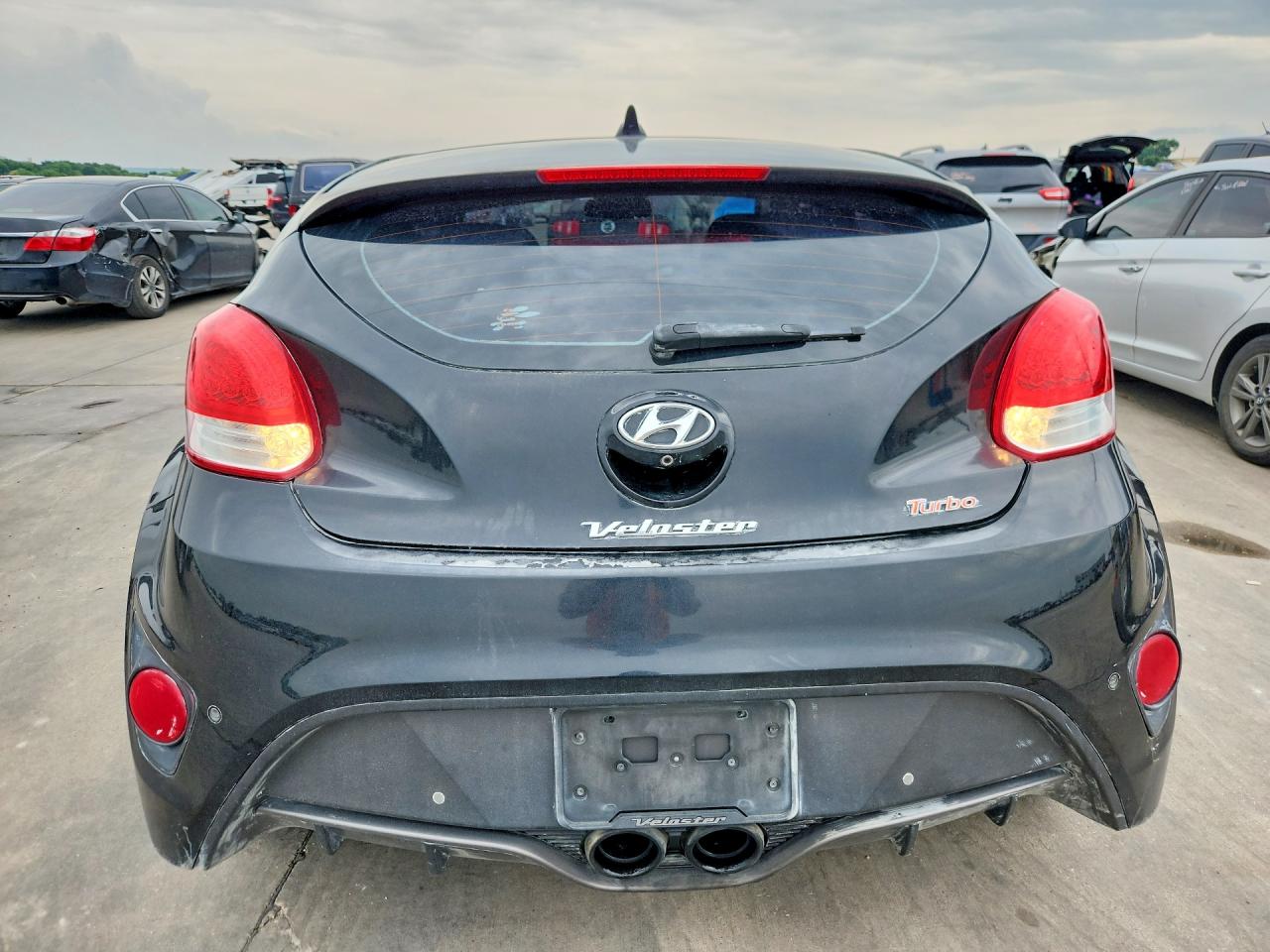 2015 Hyundai Veloster Turbo Black vin: KMHTC6AE4FU240862