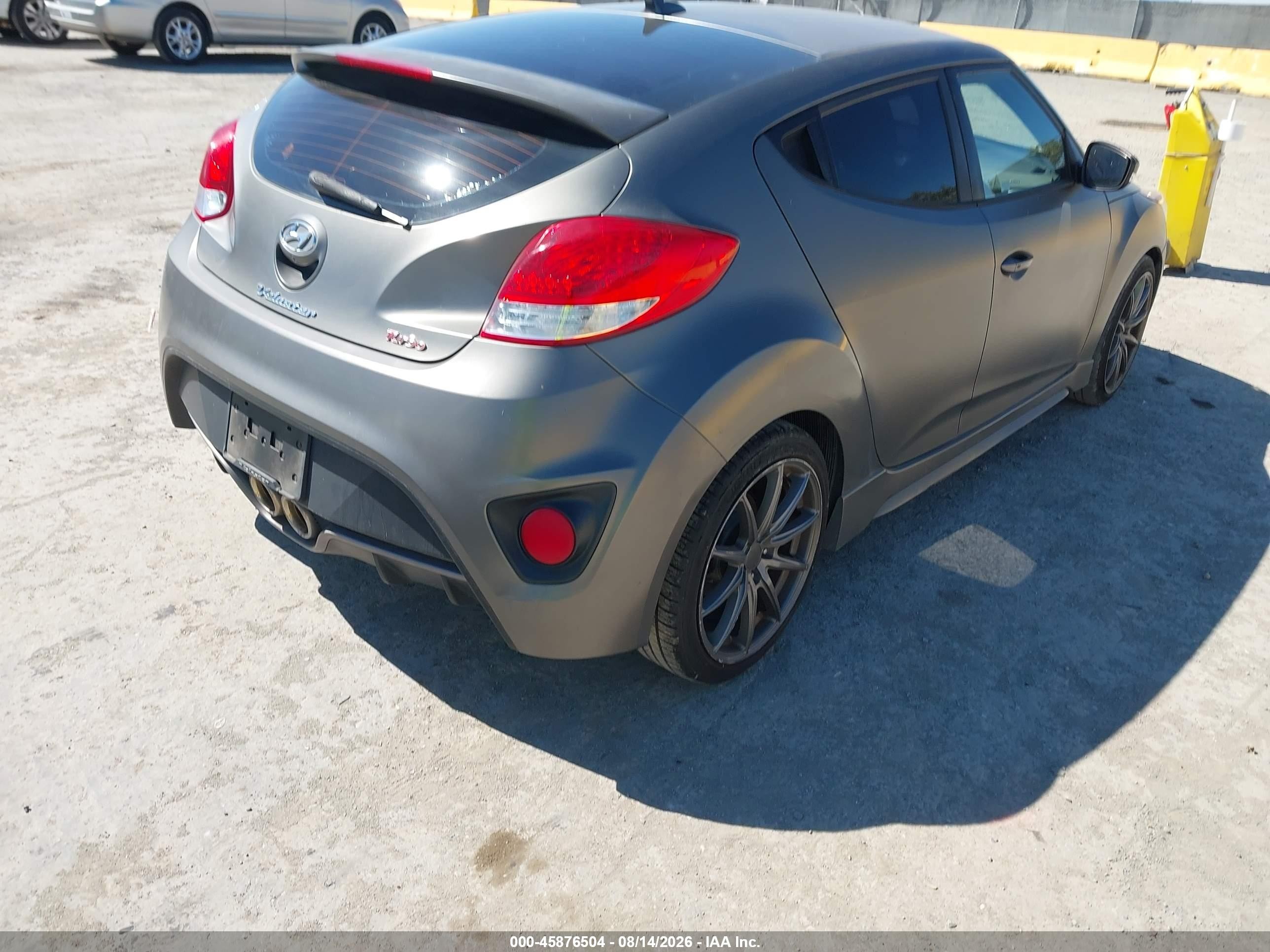 2016 Hyundai Veloster Turbo Gray vin: KMHTC6AE4GU266301