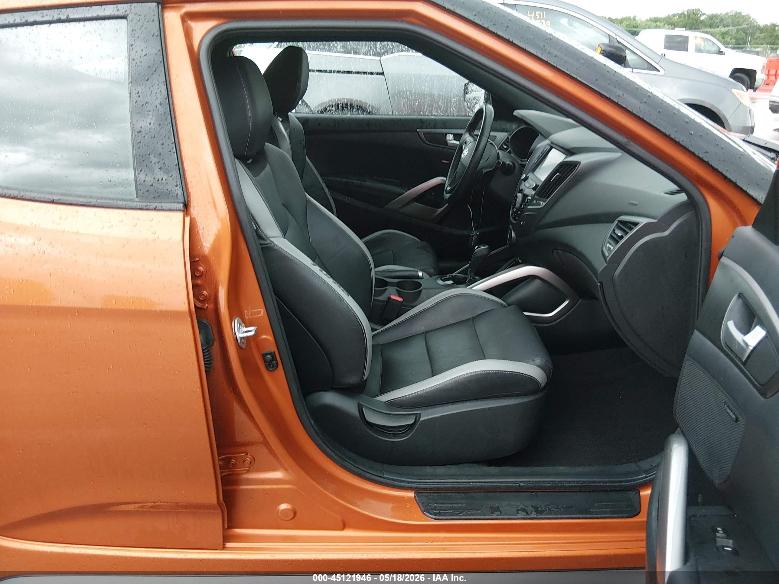 2016 Hyundai Veloster Turbo Orange vin: KMHTC6AE4GU301225