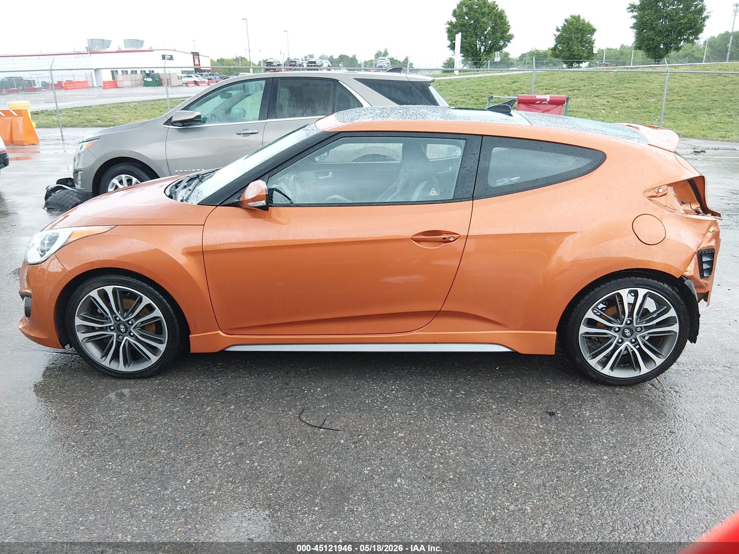 2016 Hyundai Veloster Turbo Orange vin: KMHTC6AE4GU301225