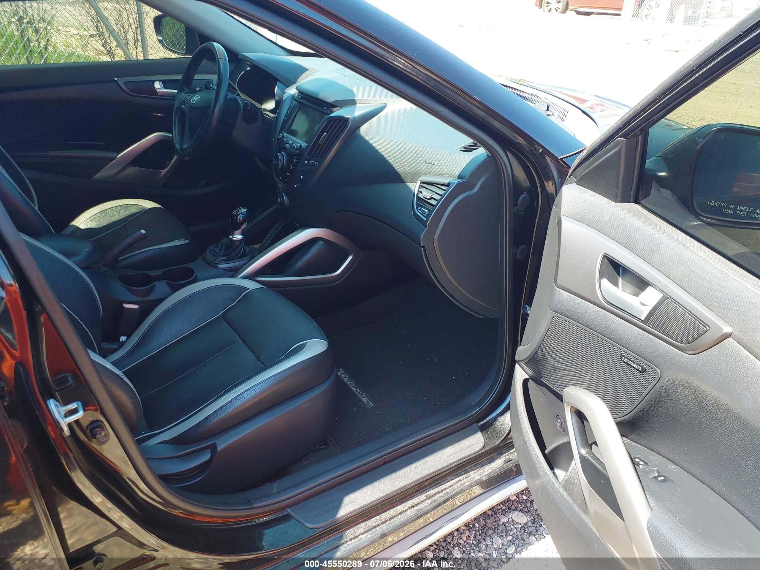 2013 Hyundai Veloster Turbo W/black Black vin: KMHTC6AE5DU147572