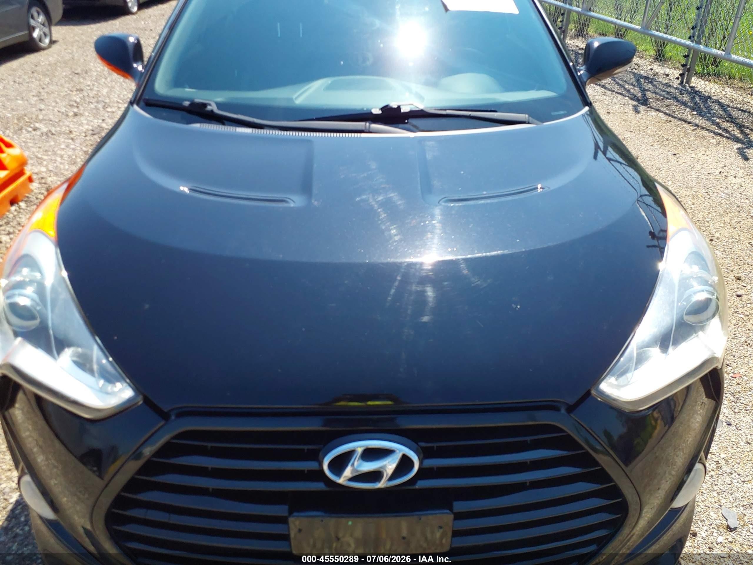 2013 Hyundai Veloster Turbo W/black Black vin: KMHTC6AE5DU147572