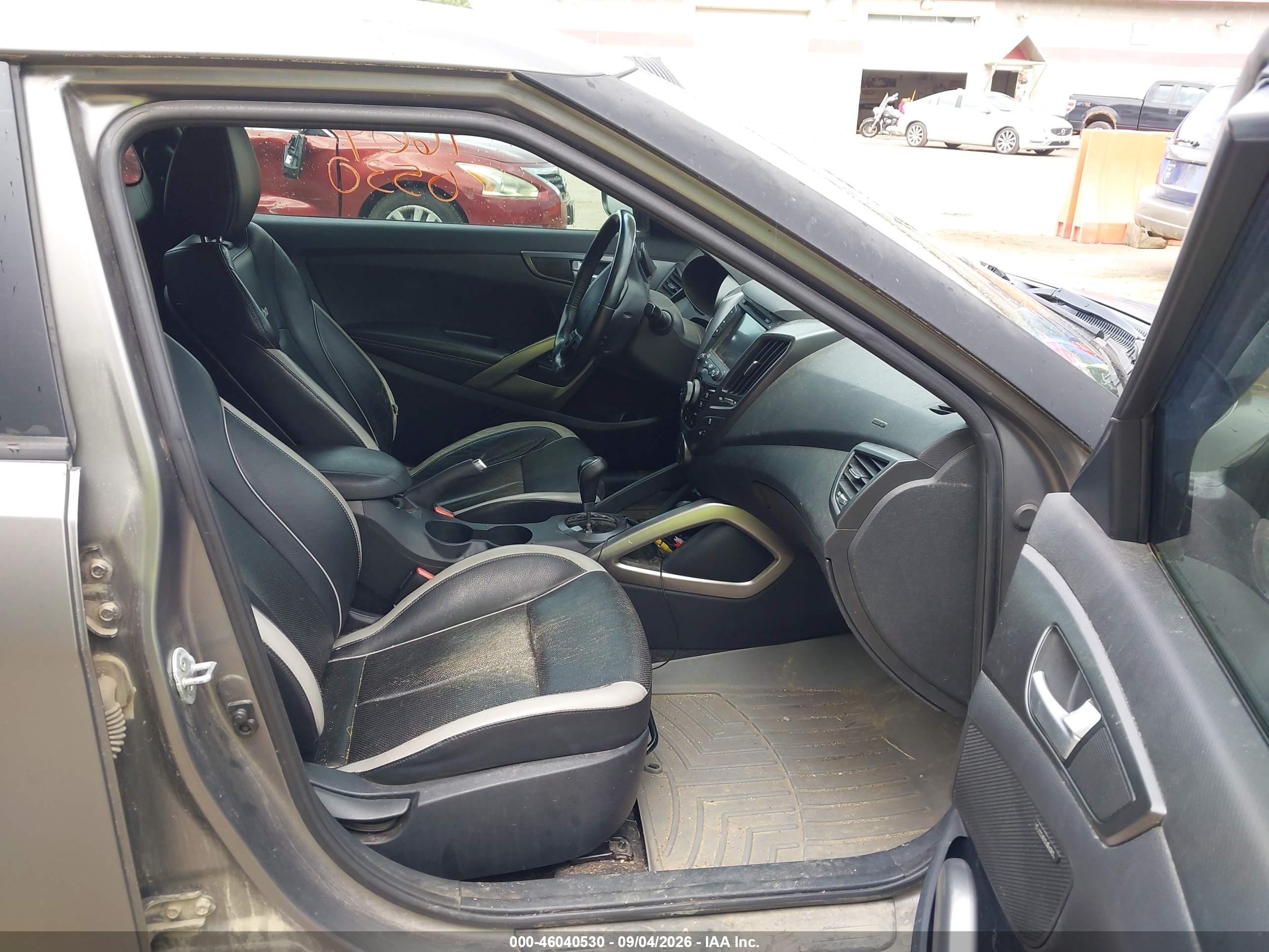 2013 Hyundai Veloster Turbo W/black Gray vin: KMHTC6AE5DU172228