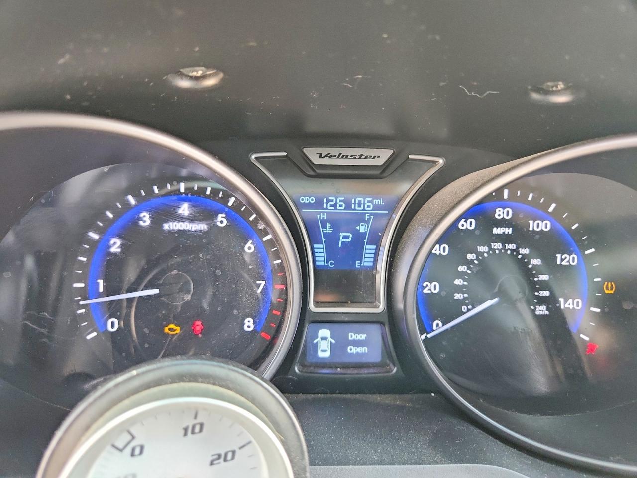 2014 Hyundai Veloster Turbo Silver vin: KMHTC6AE5EU206198