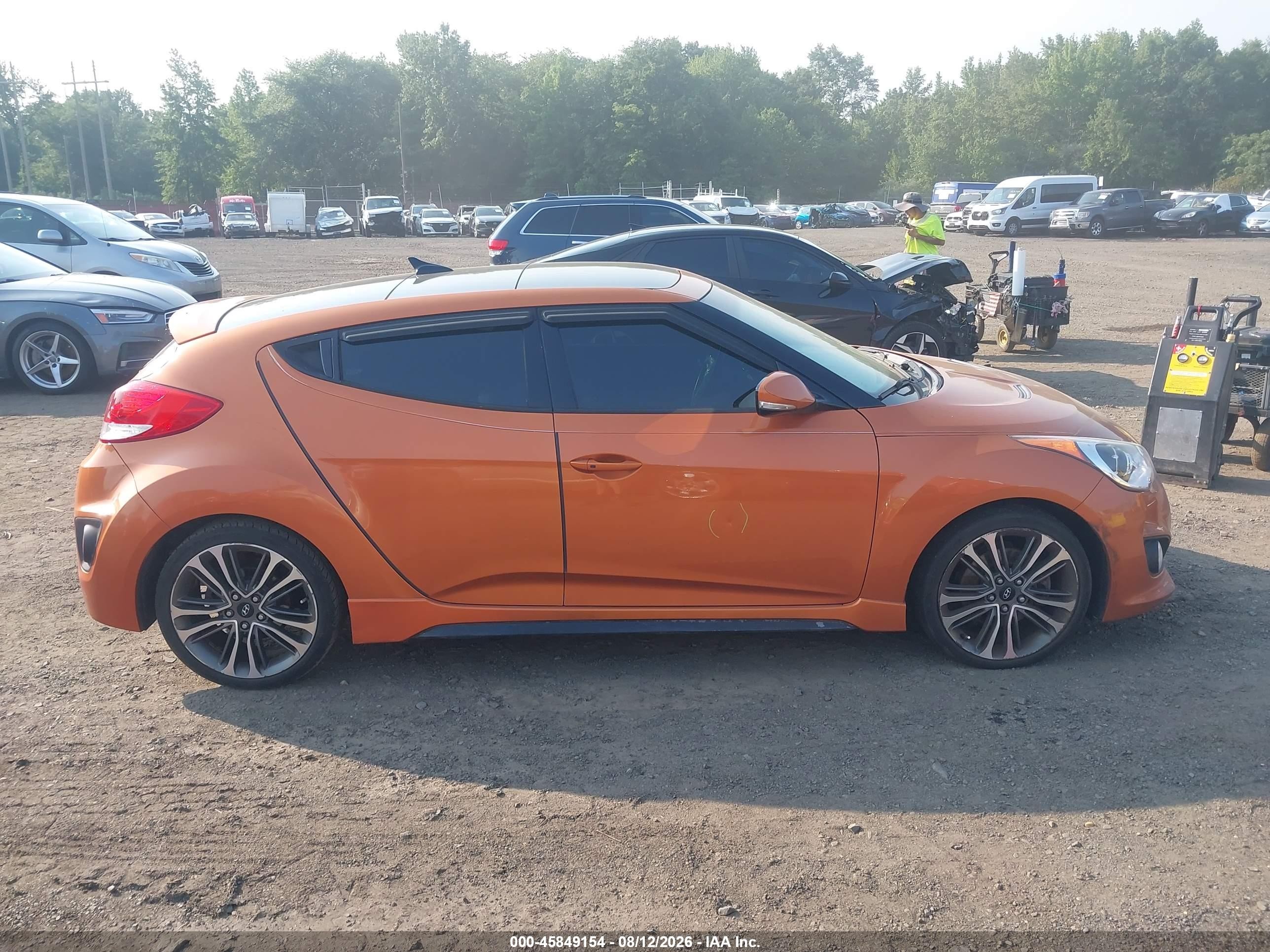 2015 Hyundai Veloster Turbo Orange vin: KMHTC6AE5FU217848