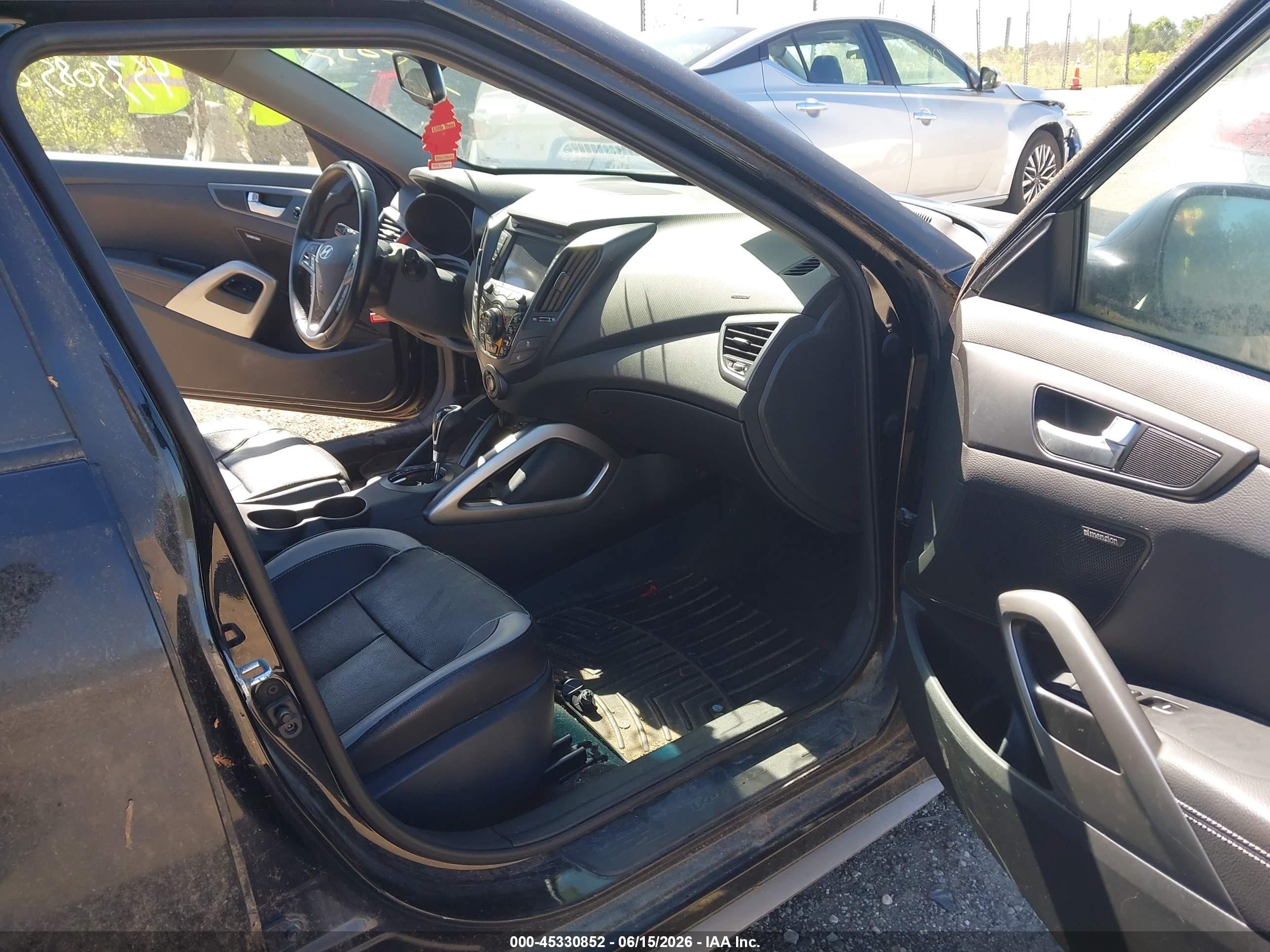2015 Hyundai Veloster Turbo Black vin: KMHTC6AE5FU234441