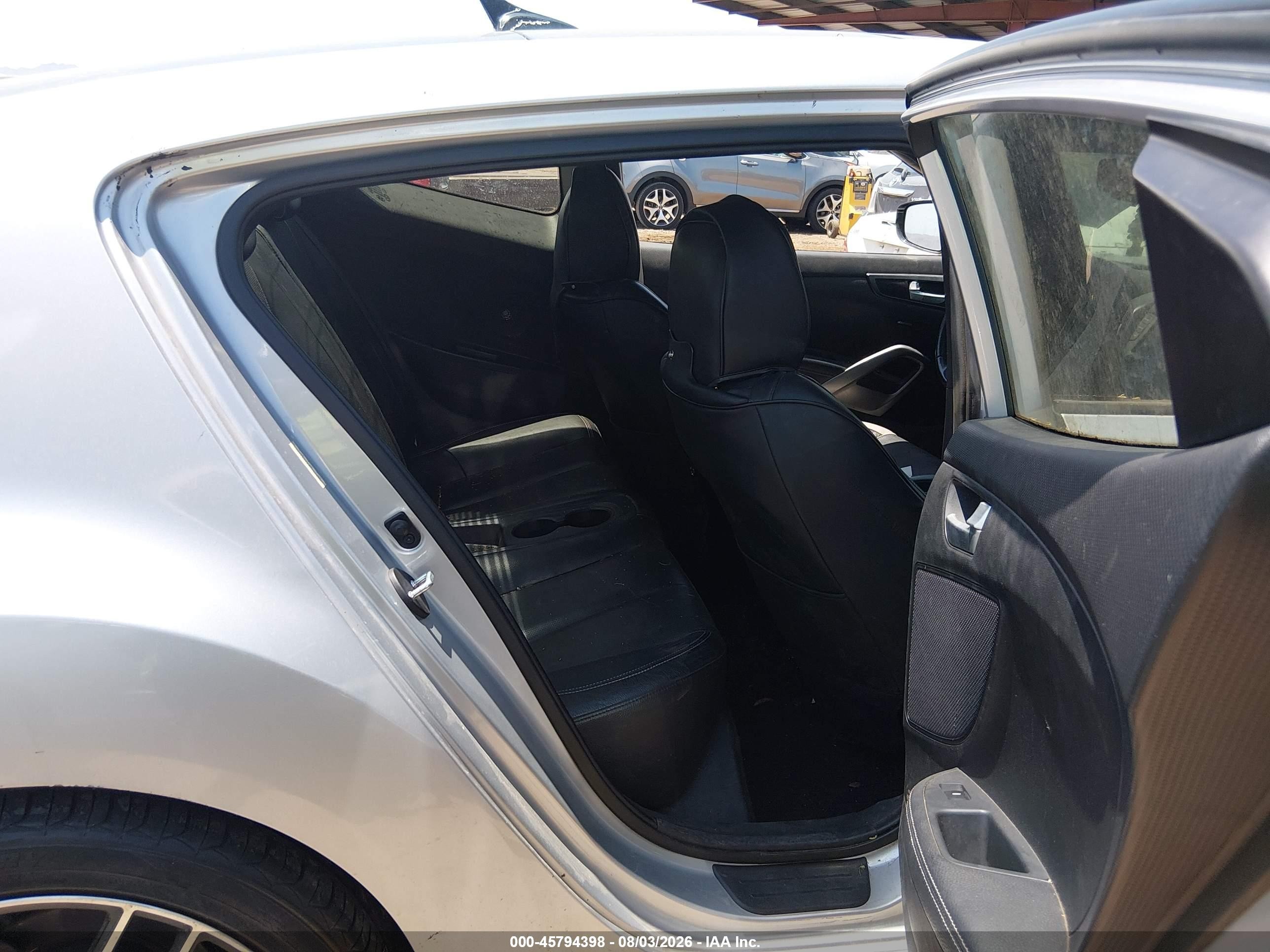2013 Hyundai Veloster Turbo W/black Silver vin: KMHTC6AE6DU104634