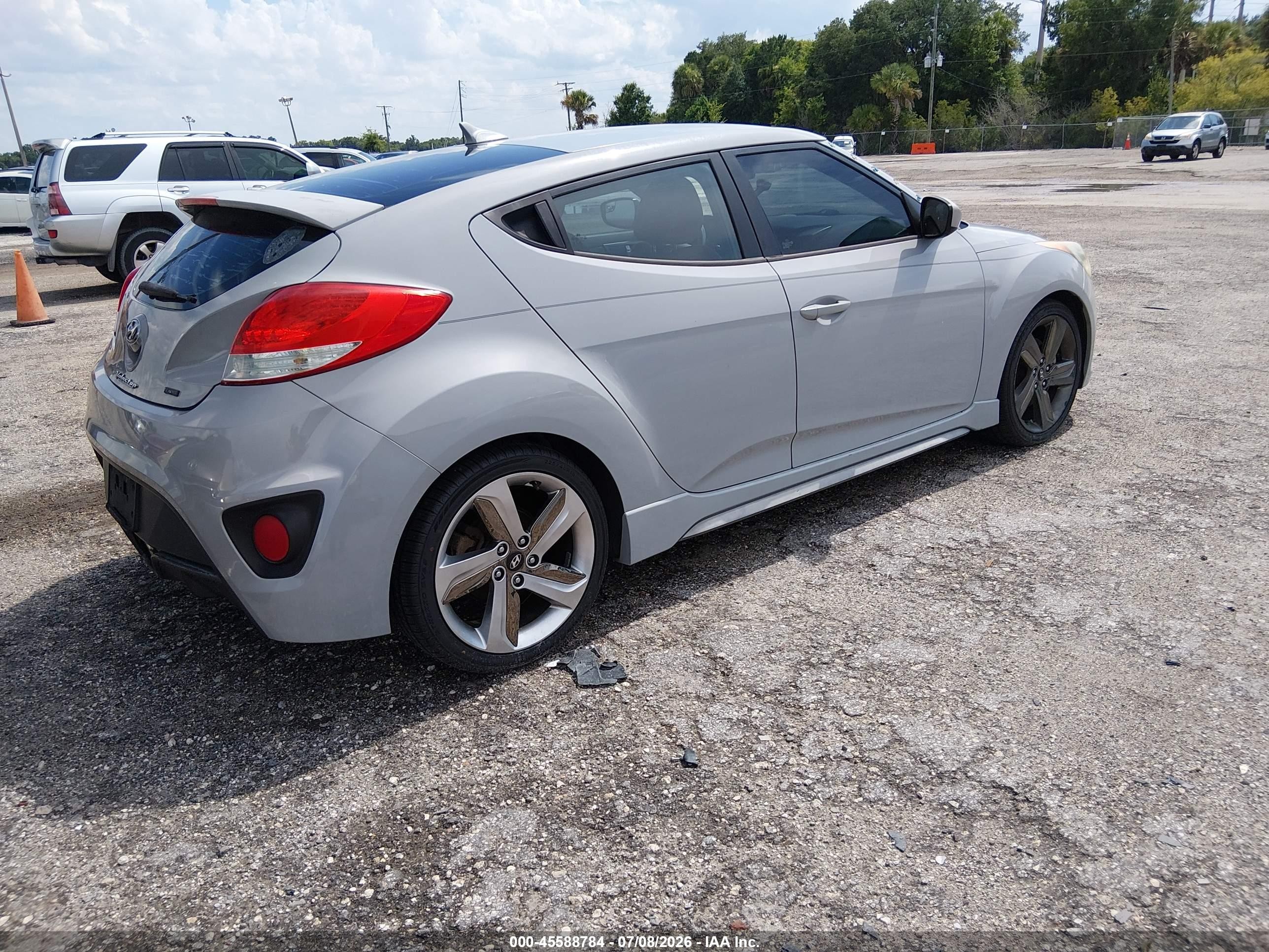 2014 Hyundai Veloster Turbo R-spec Silver vin: KMHTC6AE6EU192554