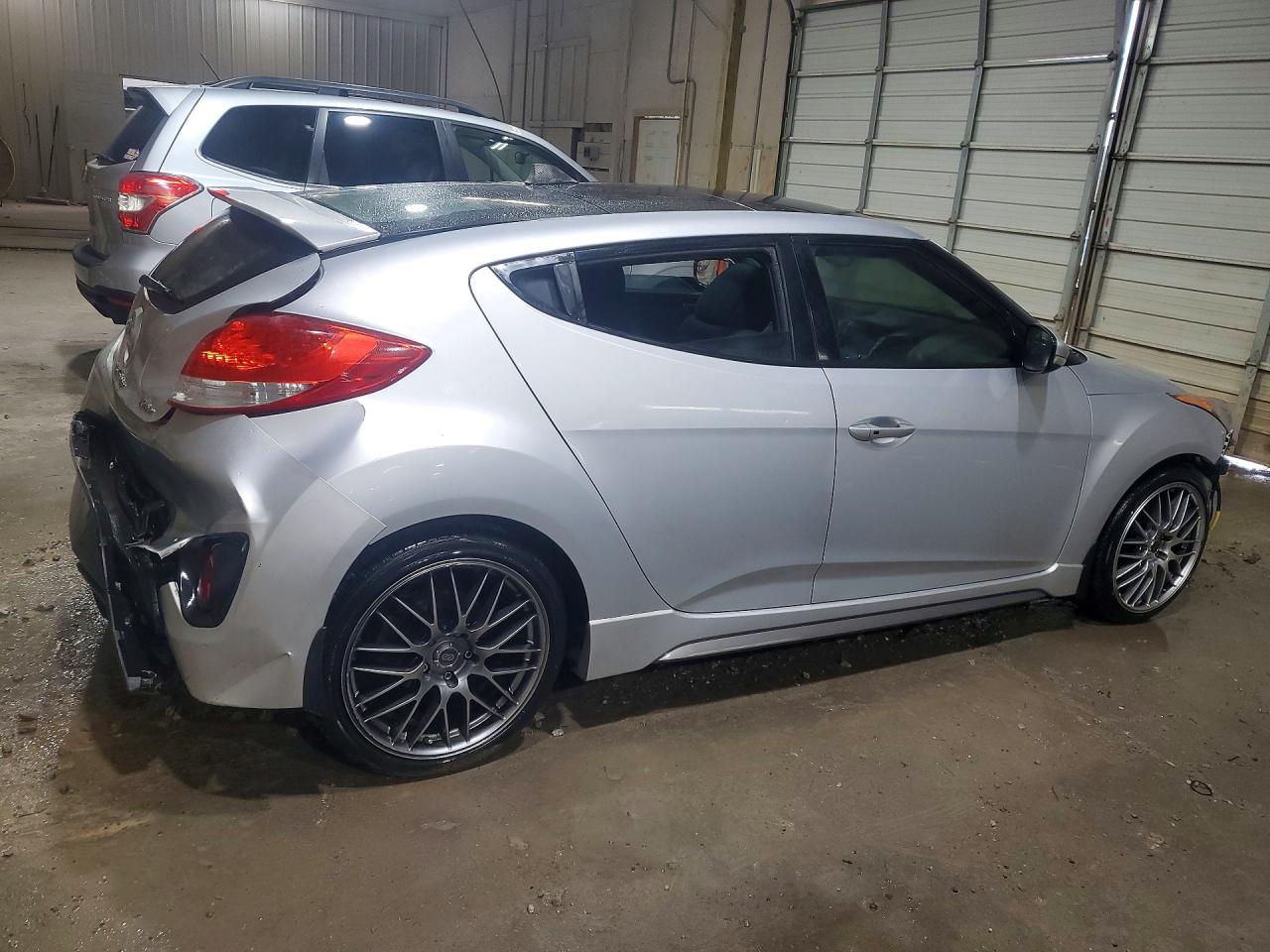 2015 Hyundai Veloster Turbo Silver vin: KMHTC6AE6FU235775