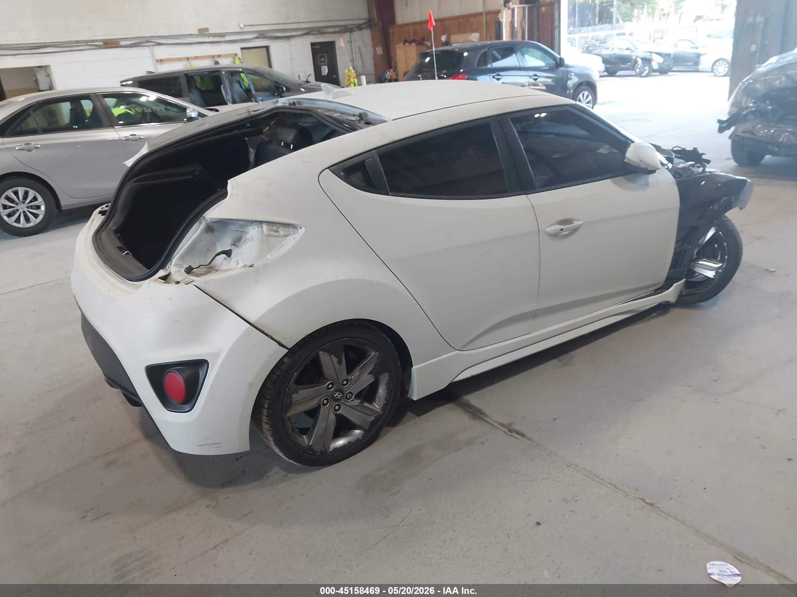 2015 Hyundai Veloster Turbo White vin: KMHTC6AE6FU242046