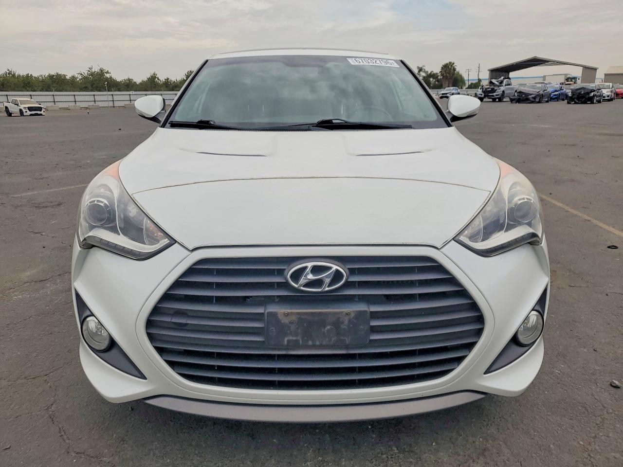 2015 Hyundai Veloster Turbo White vin: KMHTC6AE6FU243231