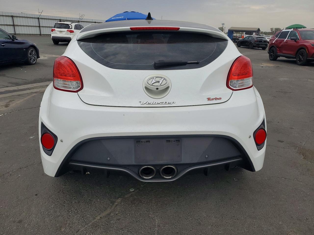 2015 Hyundai Veloster Turbo White vin: KMHTC6AE6FU243231