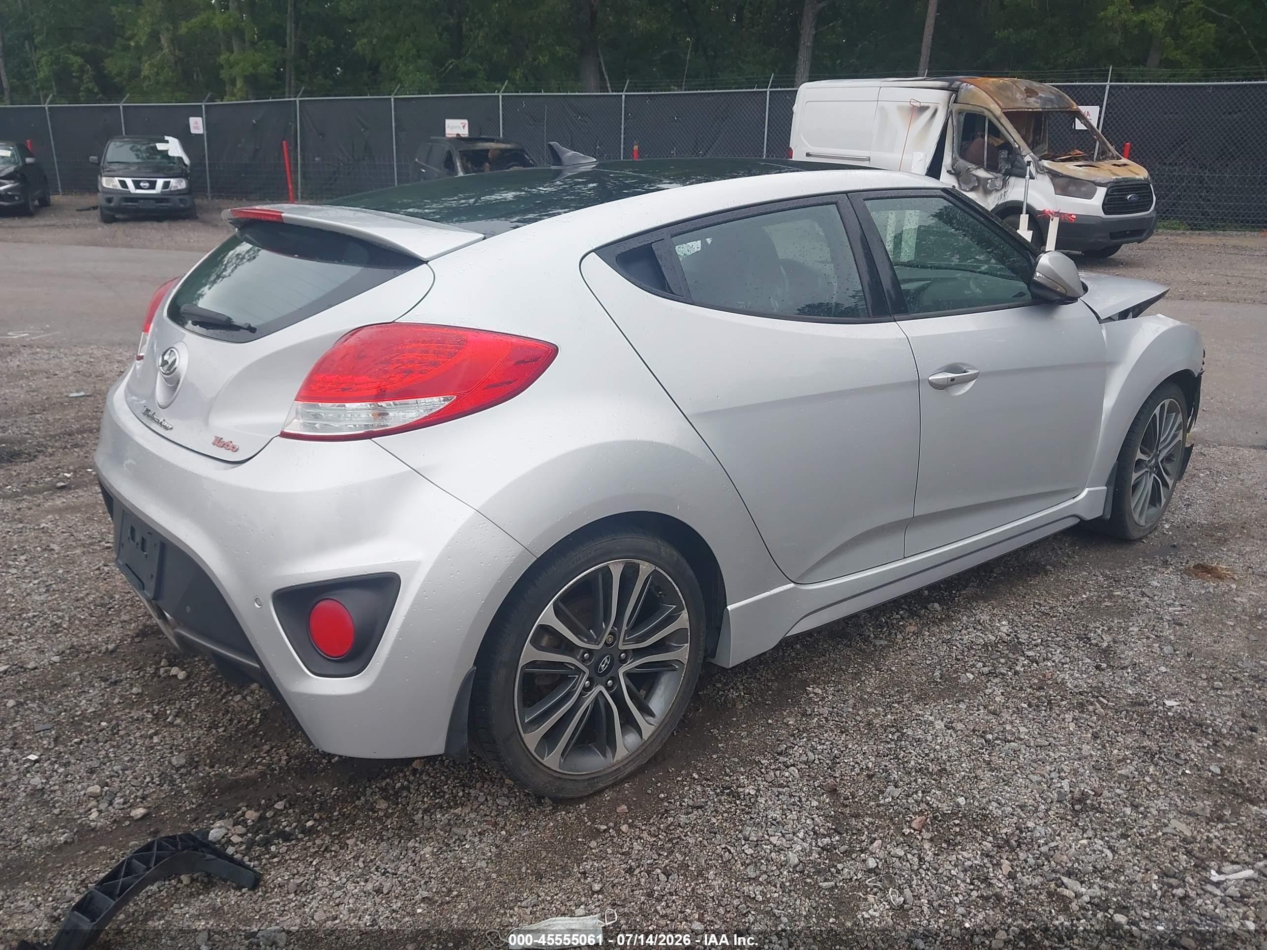 2016 Hyundai Veloster Turbo Silver vin: KMHTC6AE6GU252853