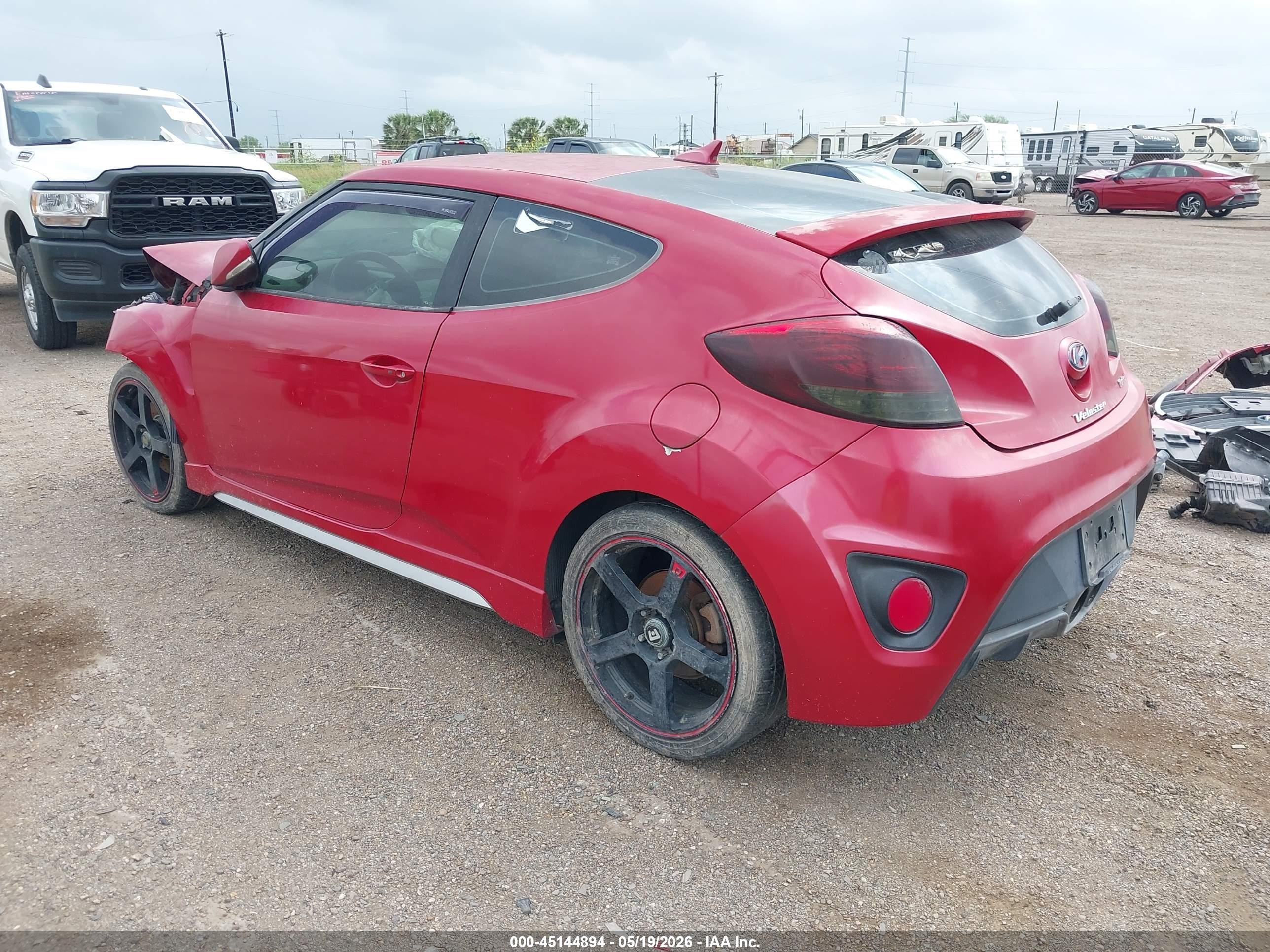 2016 Hyundai Veloster Turbo Red vin: KMHTC6AE6GU272956