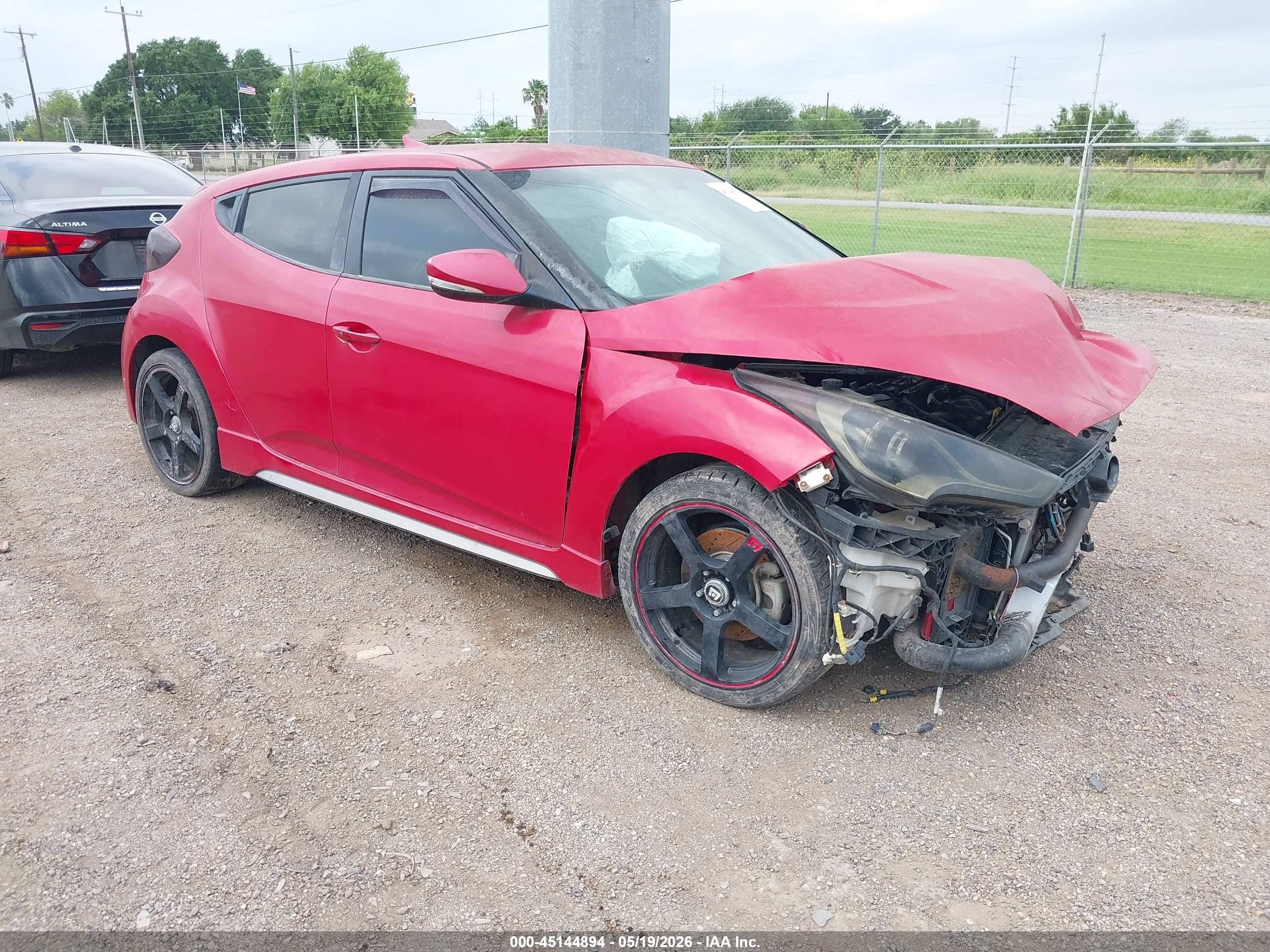 2016 Hyundai Veloster Turbo Red vin: KMHTC6AE6GU272956