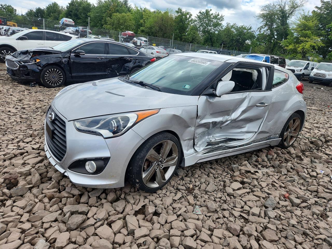 2013 Hyundai Veloster Turbo Silver vin: KMHTC6AE7DU095295