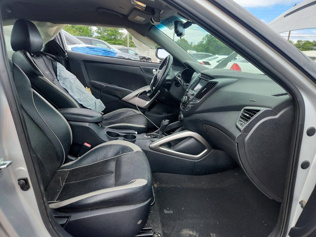 2013 Hyundai Veloster Turbo Silver vin: KMHTC6AE7DU095295