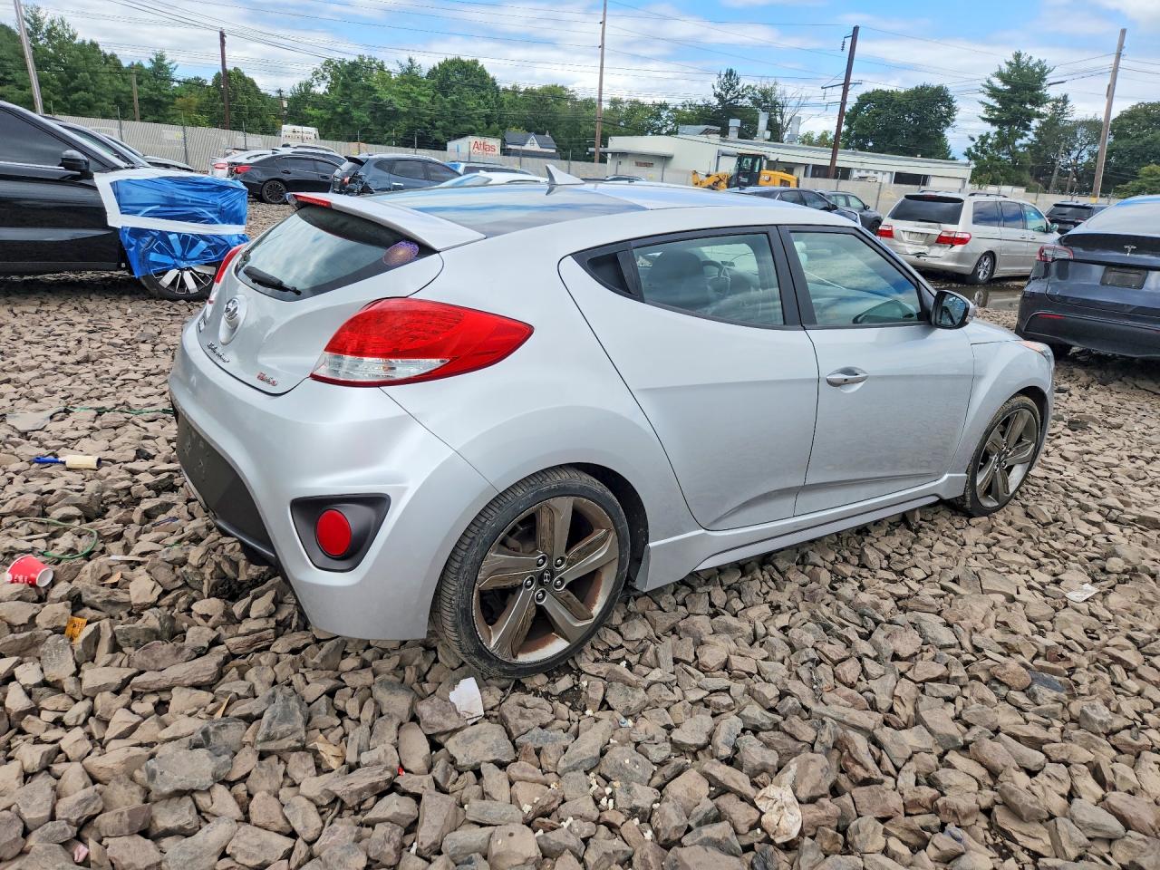 2013 Hyundai Veloster Turbo Silver vin: KMHTC6AE7DU095295