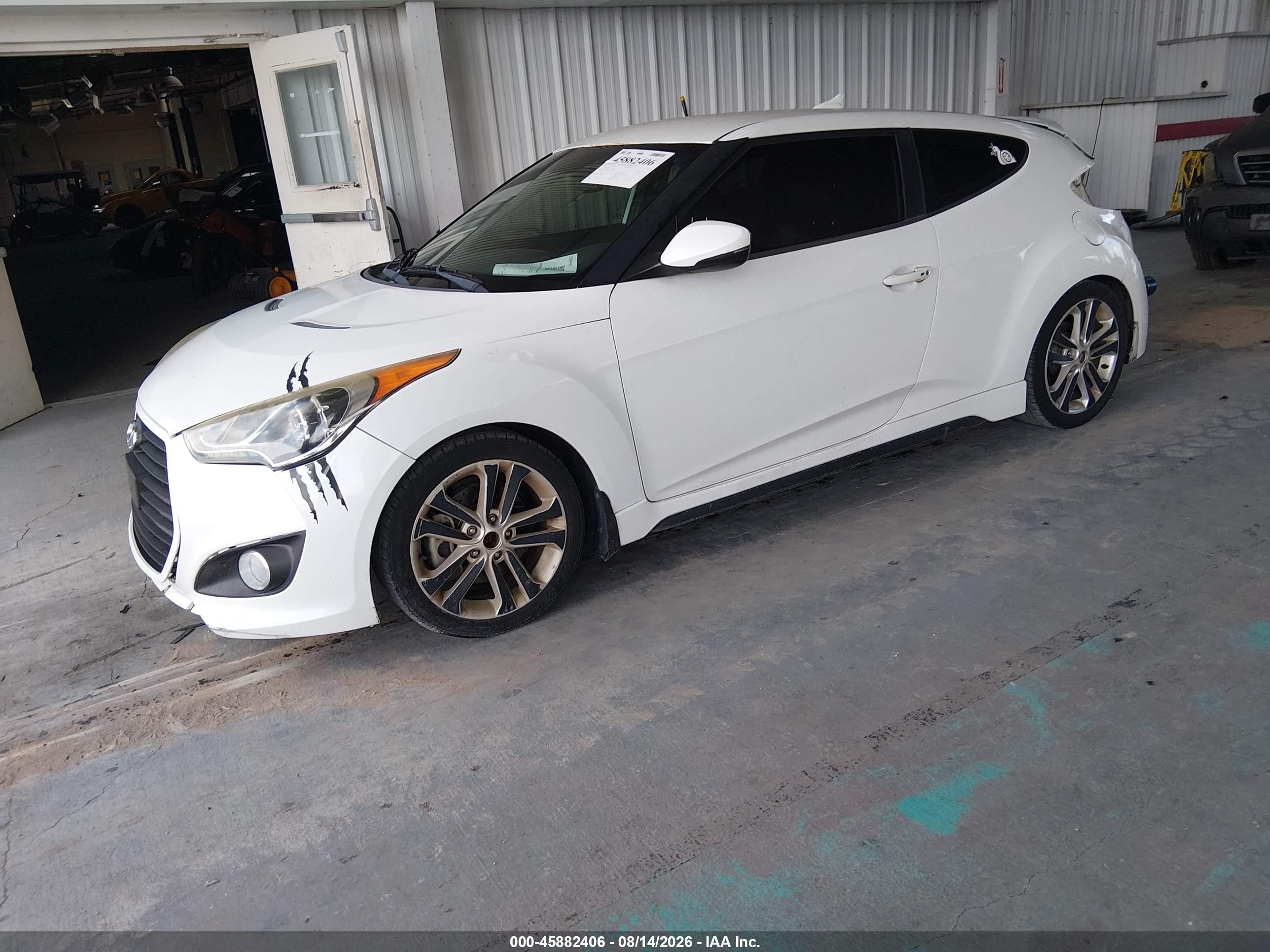 2014 Hyundai Veloster Turbo W/black White vin: KMHTC6AE7EU207837
