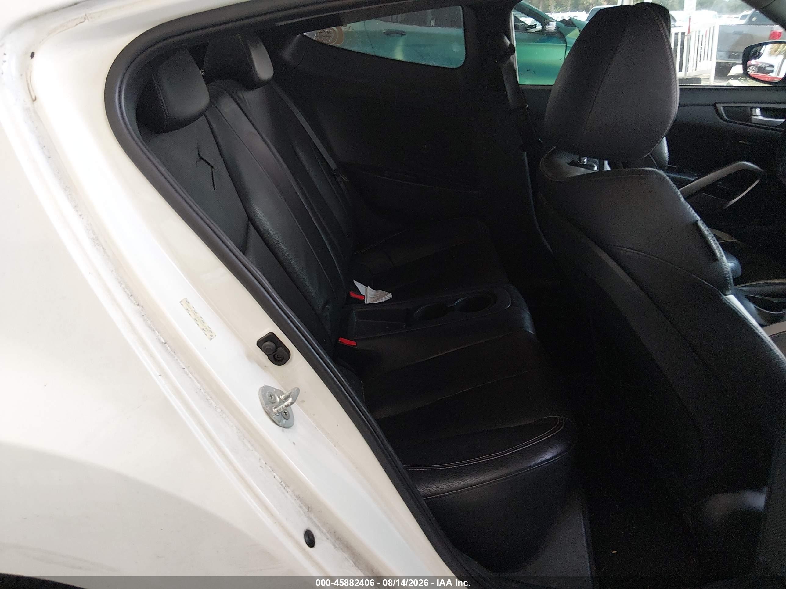 2014 Hyundai Veloster Turbo W/black White vin: KMHTC6AE7EU207837