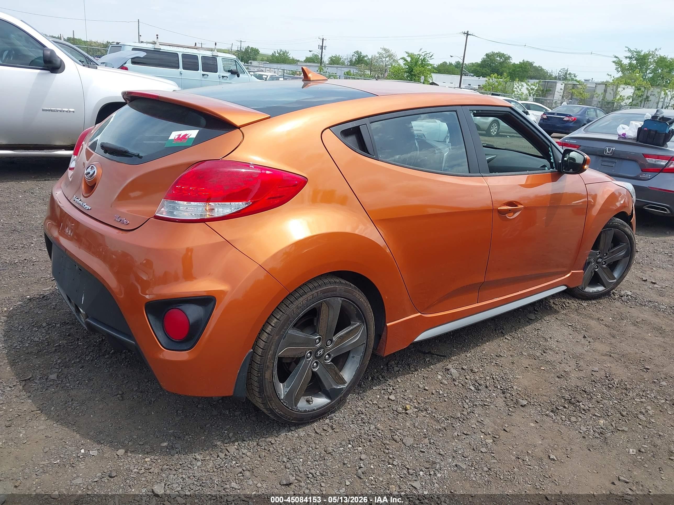 2015 Hyundai Veloster Turbo Orange vin: KMHTC6AE7FU216488