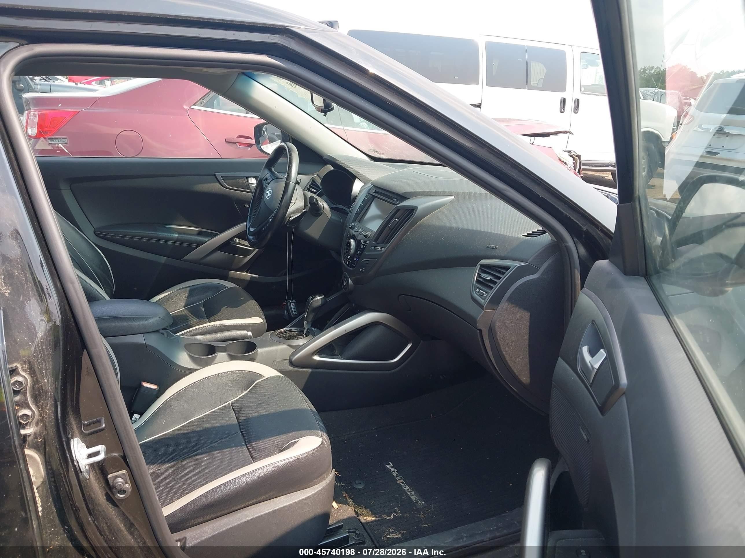 2015 Hyundai Veloster Turbo Black vin: KMHTC6AE7FU222162